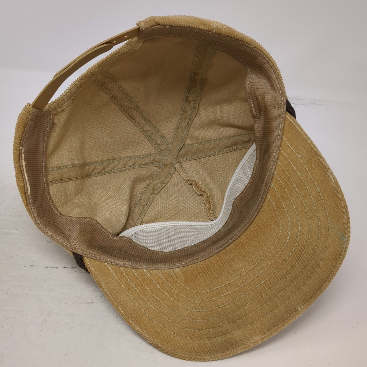 Trucker Hat Beige One Size Corduroy Mallard Duck Braided Rope Hunting Bird Hat