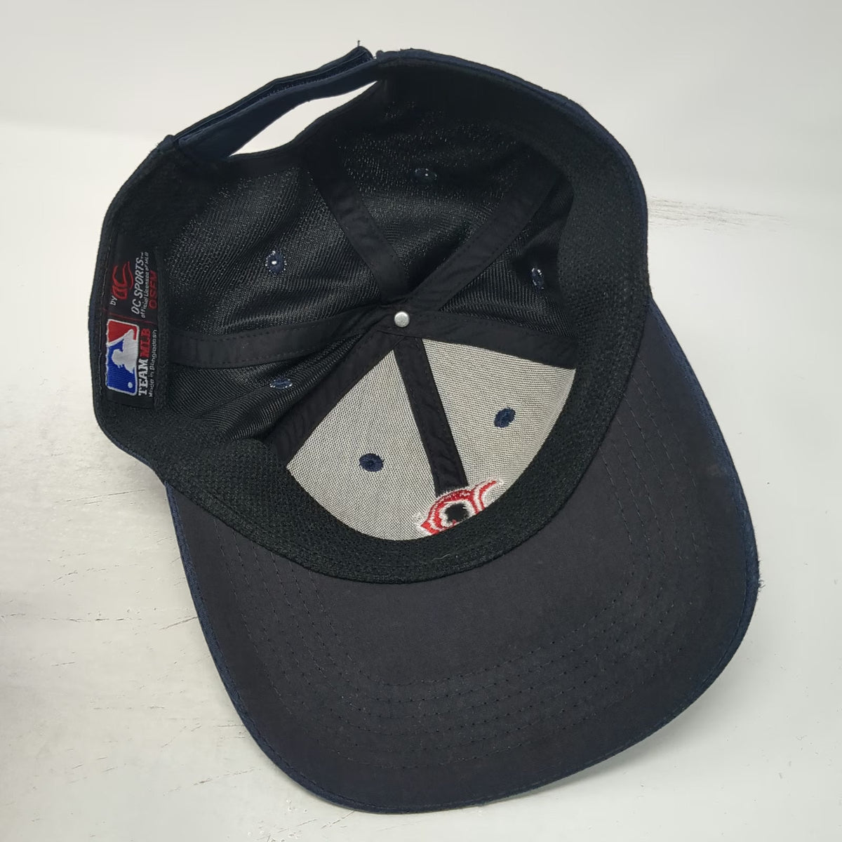 Boston Red Sox MLB OC Sports Baseball Cap Hat Blue One Size Mesh Logo Strapback