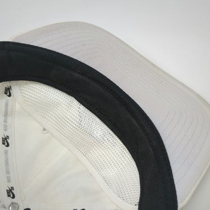 Nike 5 Panel Hat White One Size Snapback SB Embroidered Logo Skateboard Cap