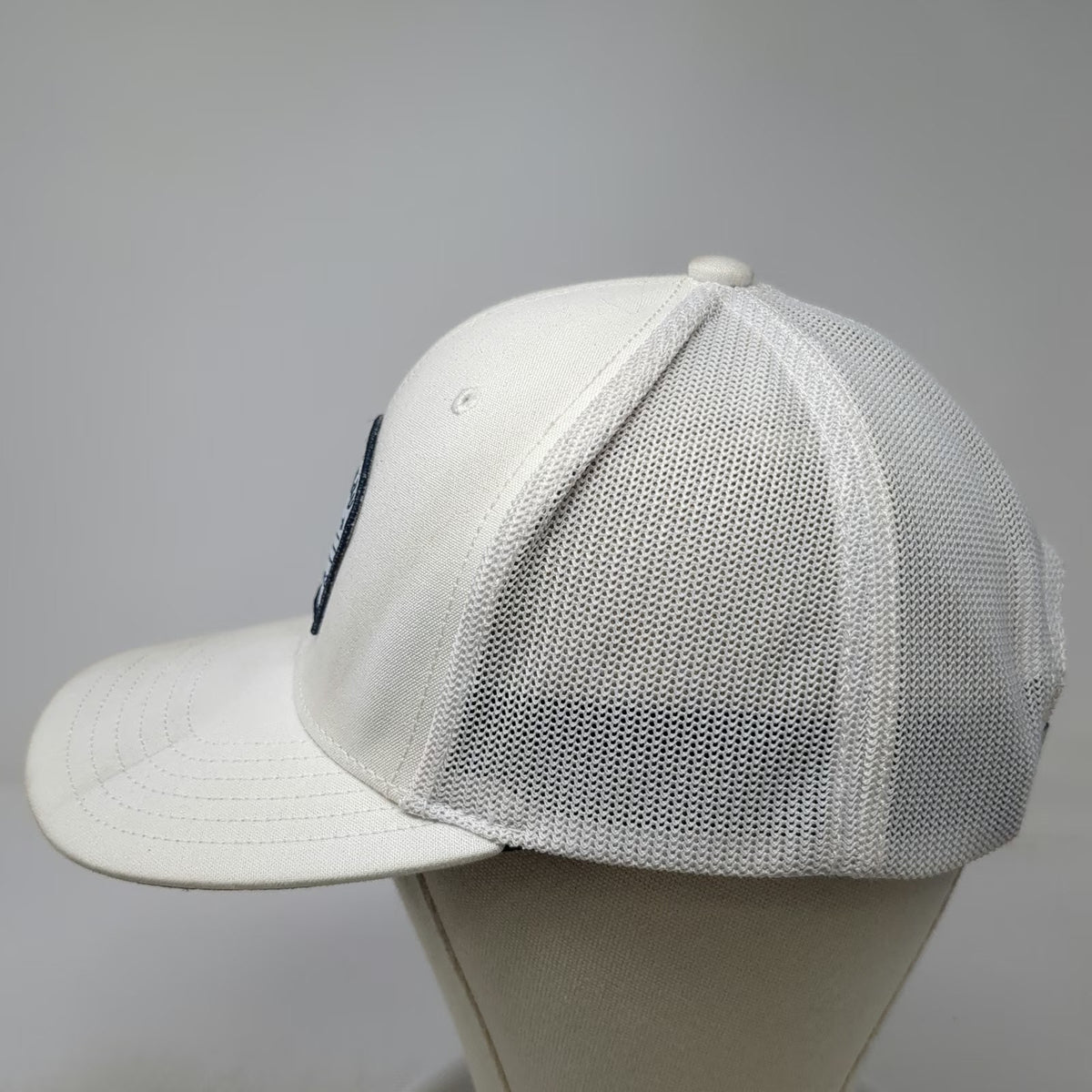 Callaway Trucker Hat White One Size Mesh Snapback Golf Patch Est 1982 Chevron
