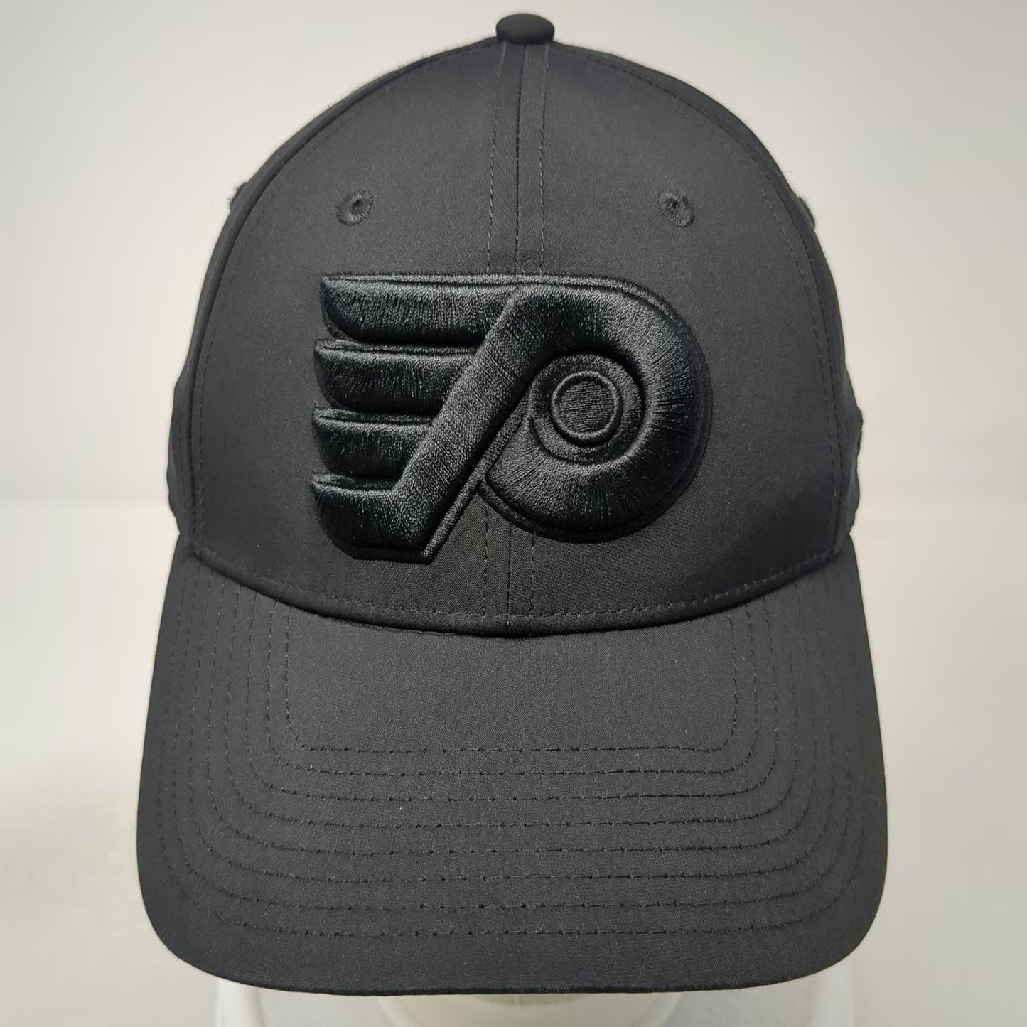Philadelphia Flyers NHL Fanatics Black M Cap A-Flex Tonal Stretch Fit Logo Hat