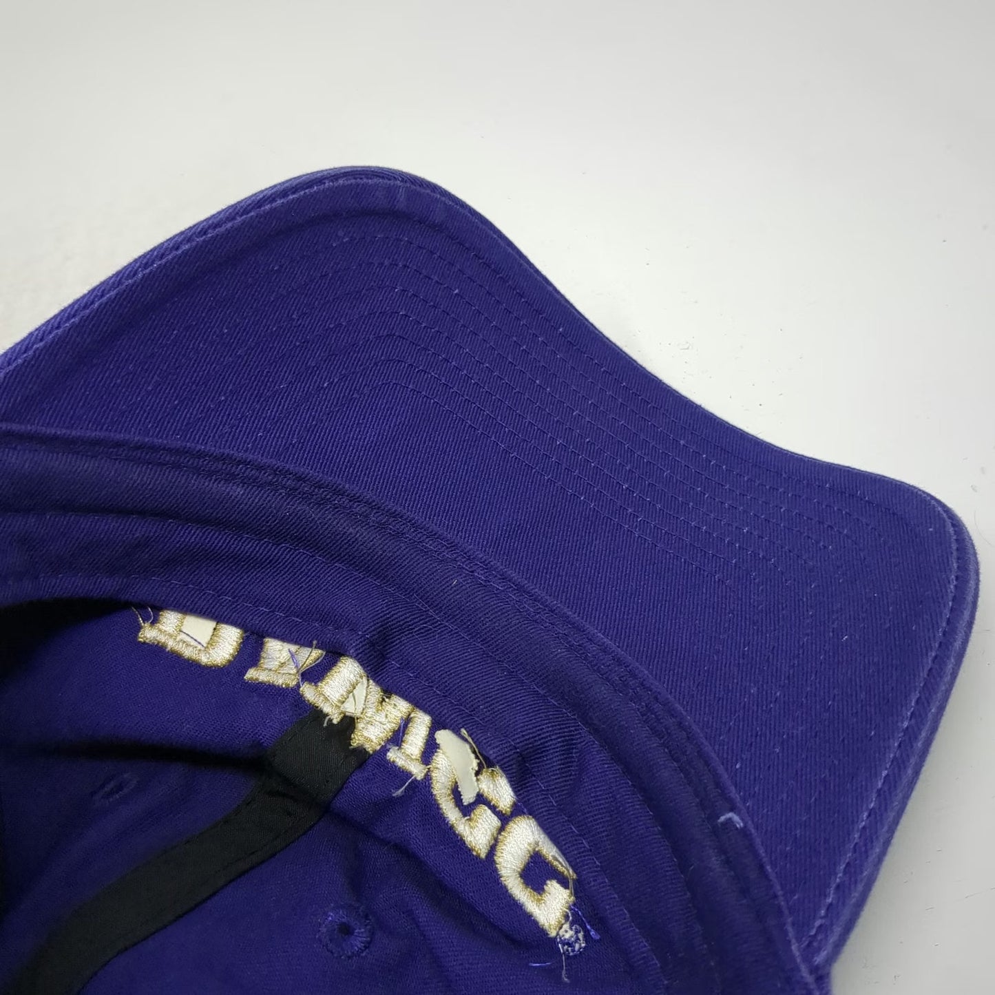 Adidas Washington Huskies NCAA Cap Blue Gold One Size Dawgs Logo Strapback Hat