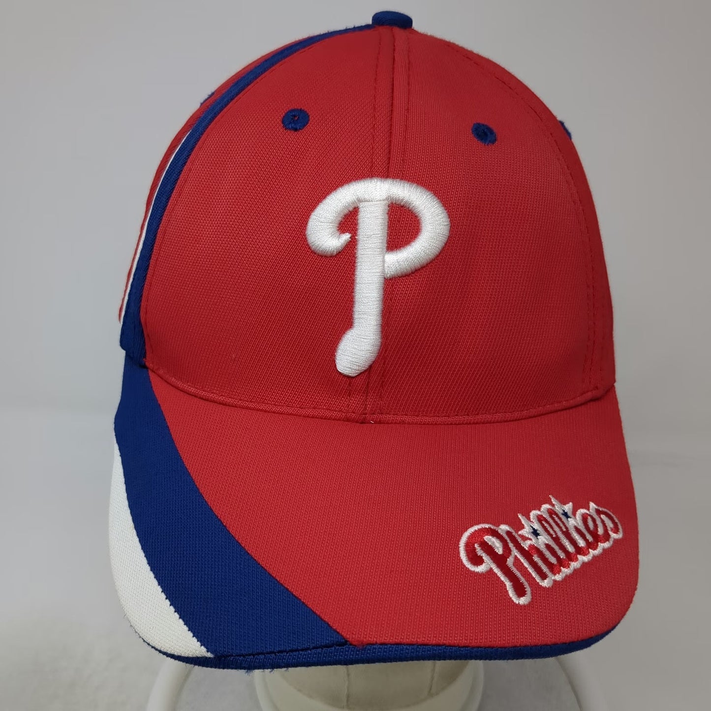 Philadelphia Phillies MLB Fan Favorite Baseball Cap Red One Size Strapback Hat