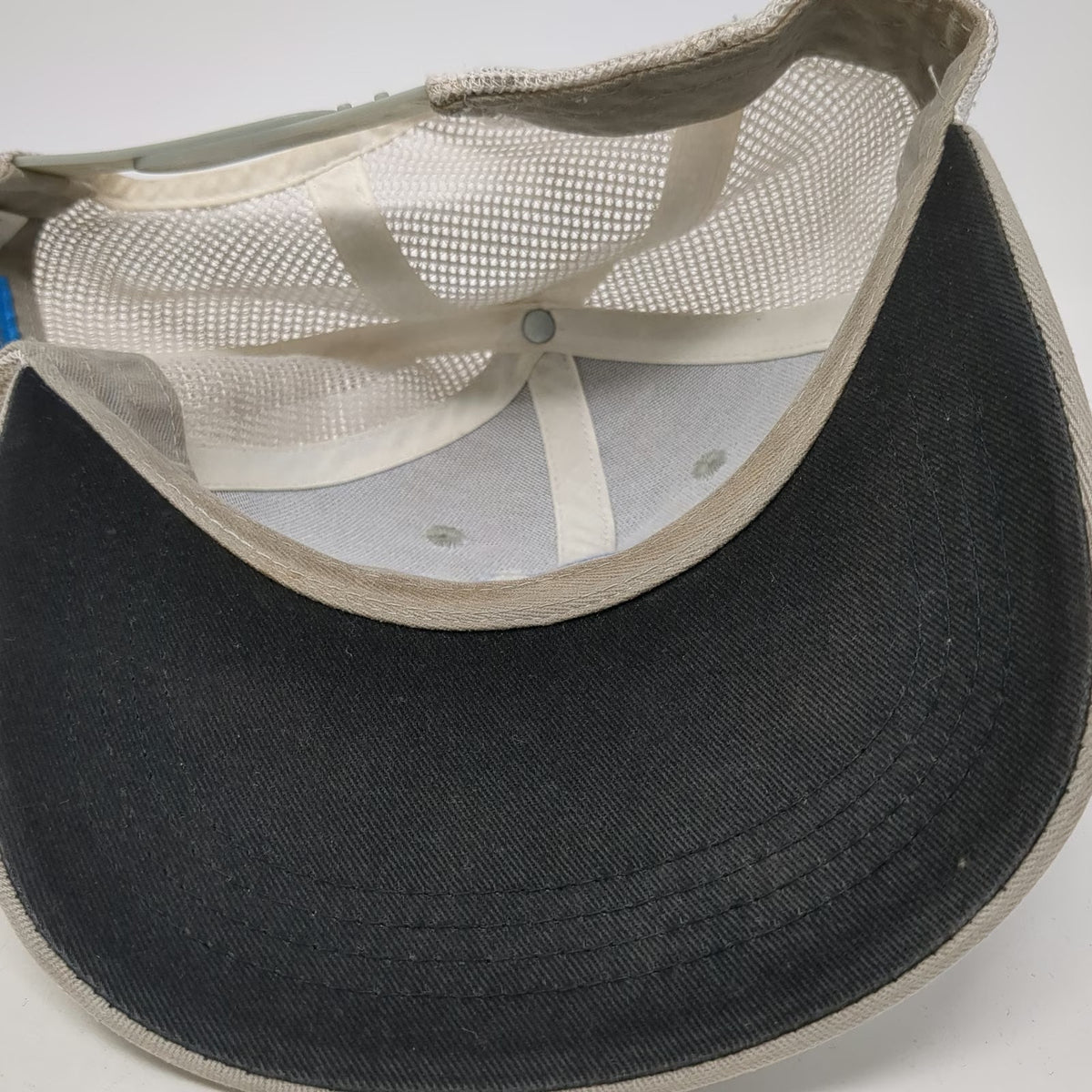Costa Trucker Hat Gray Blue One Size Mesh Snapback Fish Graphic Embroidered