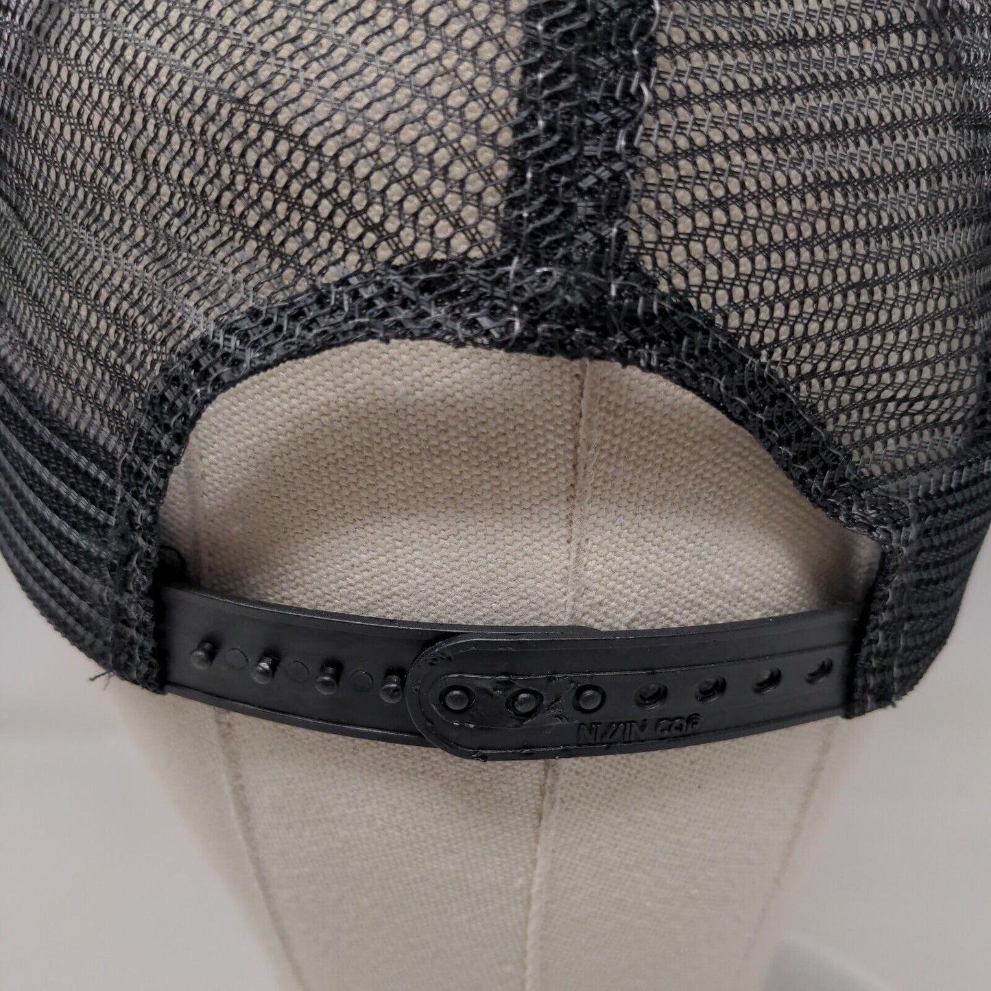 Goat Snapback Mesh Back Rope Trucker Hat Black One Size Colorblock