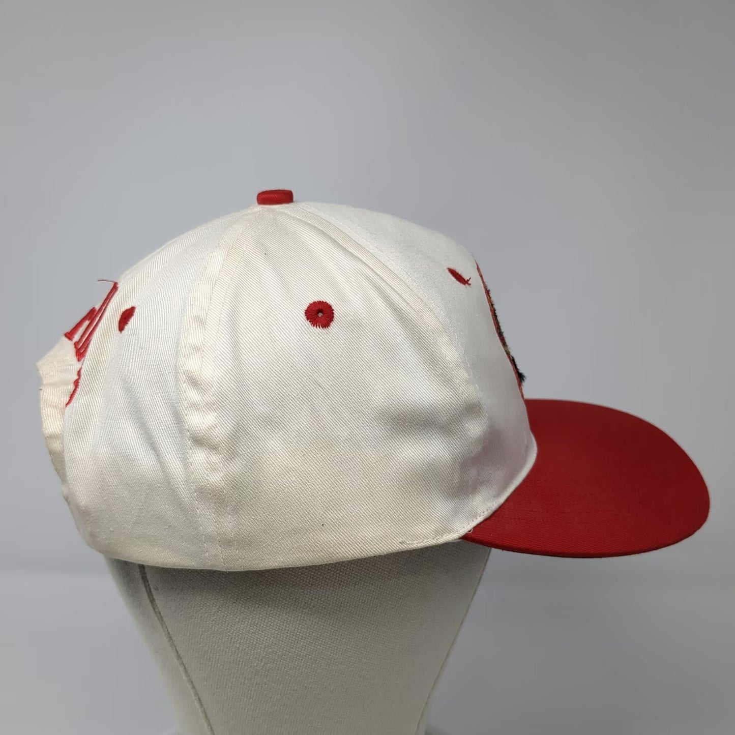 Habitat Industries Snapback Hat White Vintage Marlboro Adventure Team Lizard