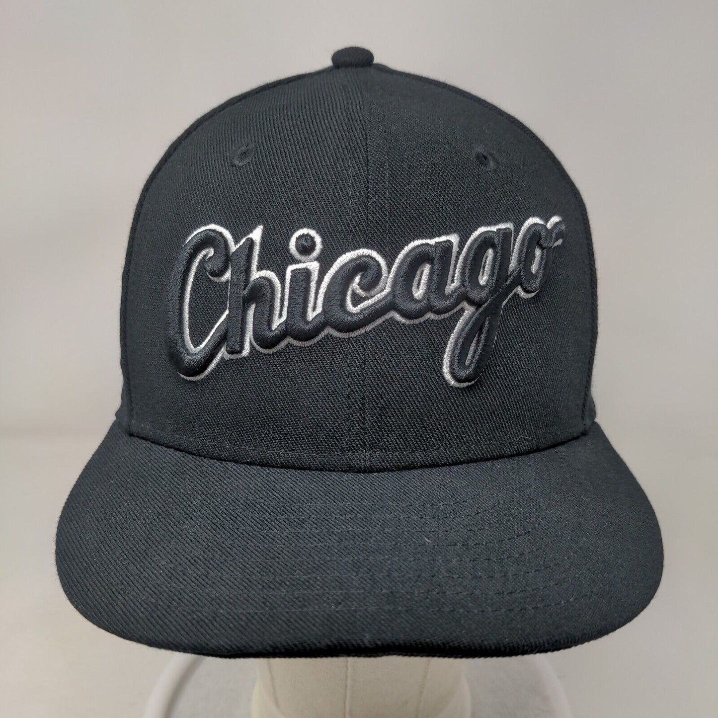 Fanatics Chicago White Sox Fitted Hat Black Size 7 1/8 Embroidered Logo MLB