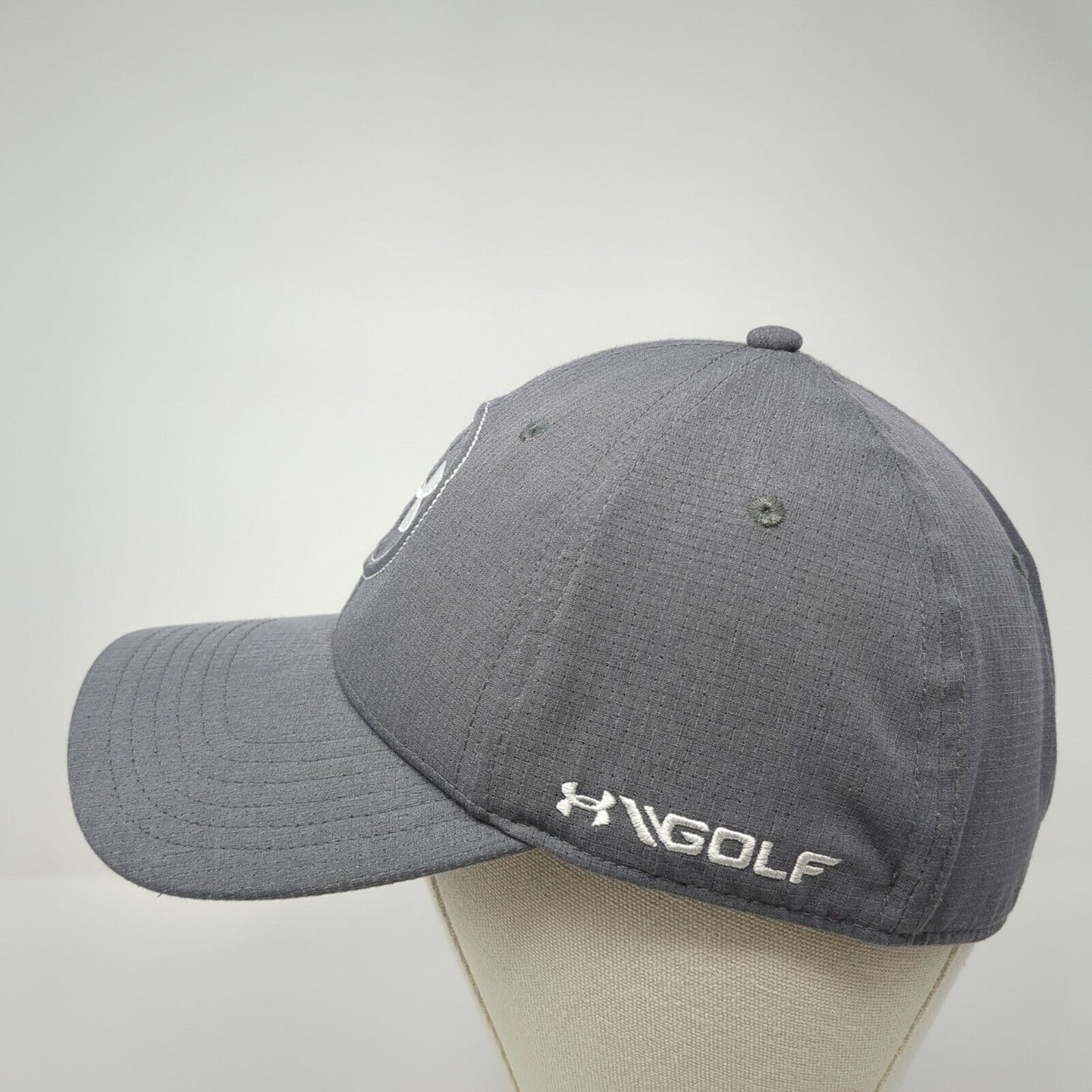 Under Armour Fitted Hat Gray L/XL Lightweight Embroidered 6 Panel Polyester