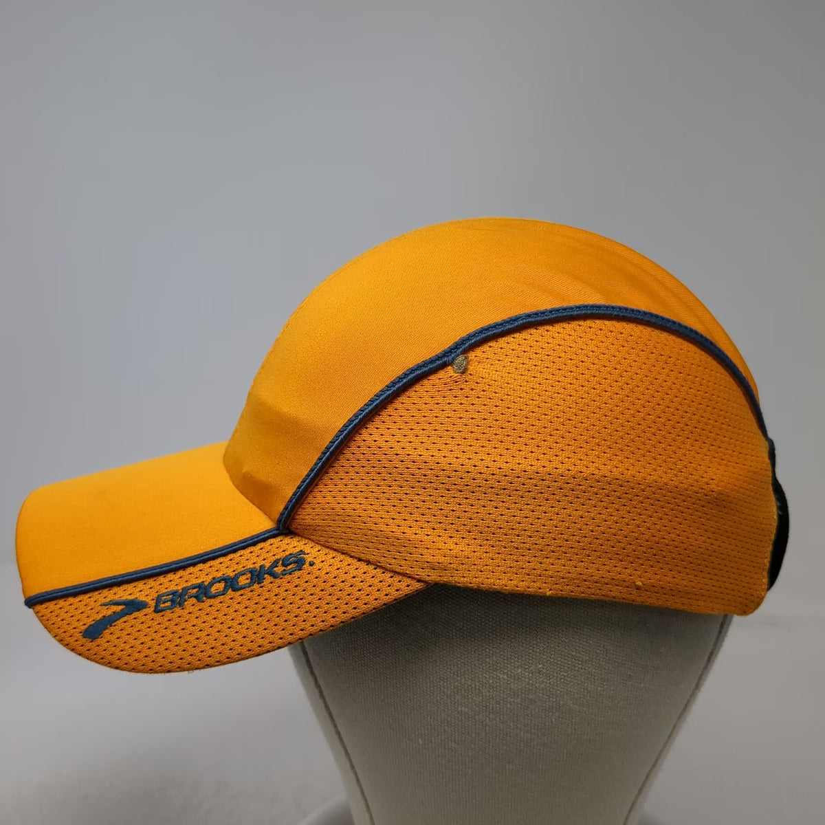 Brooks Baseball Cap Yellow One Size Performance Mesh Side Panels Adjustable Hat