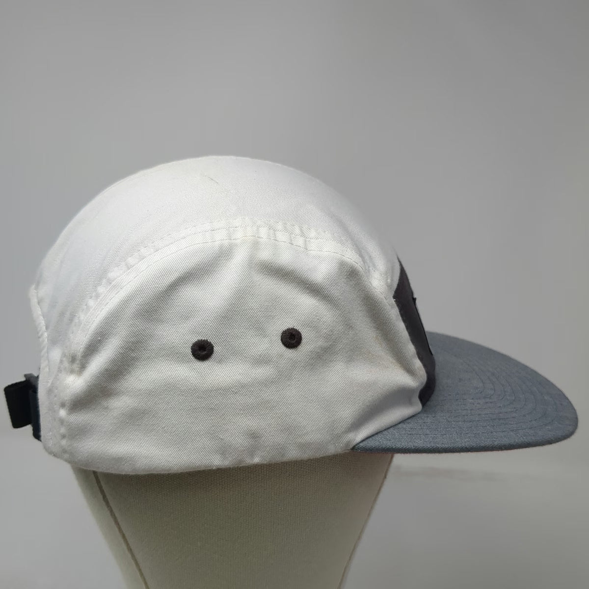 White Bogus Basin Boise ID Ski Resort 5 Panel Hat One Size Gray Red Underbrim