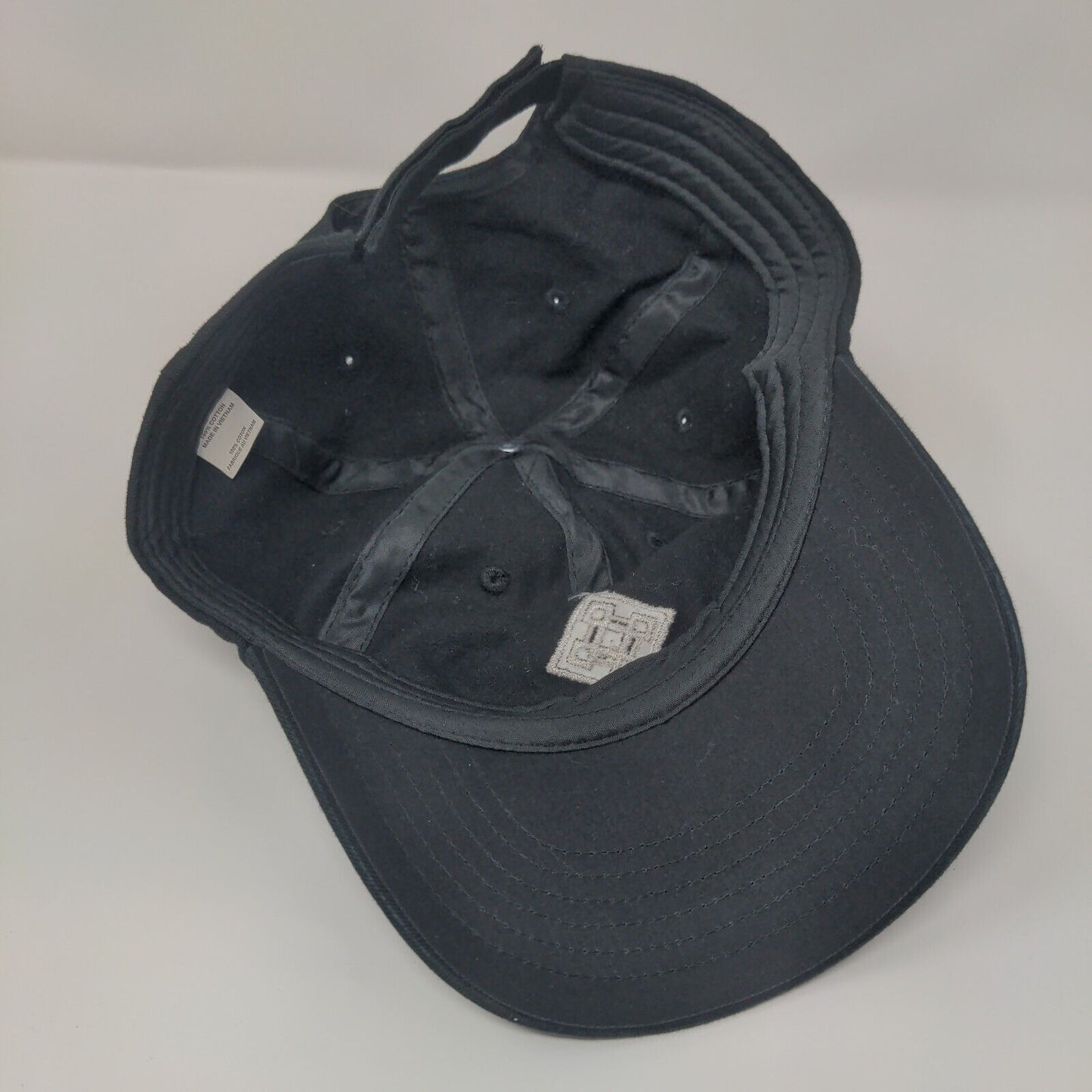 Unbranded Strapback Hat Black One Size Adjustable Embroidered 6 Panel Cotton