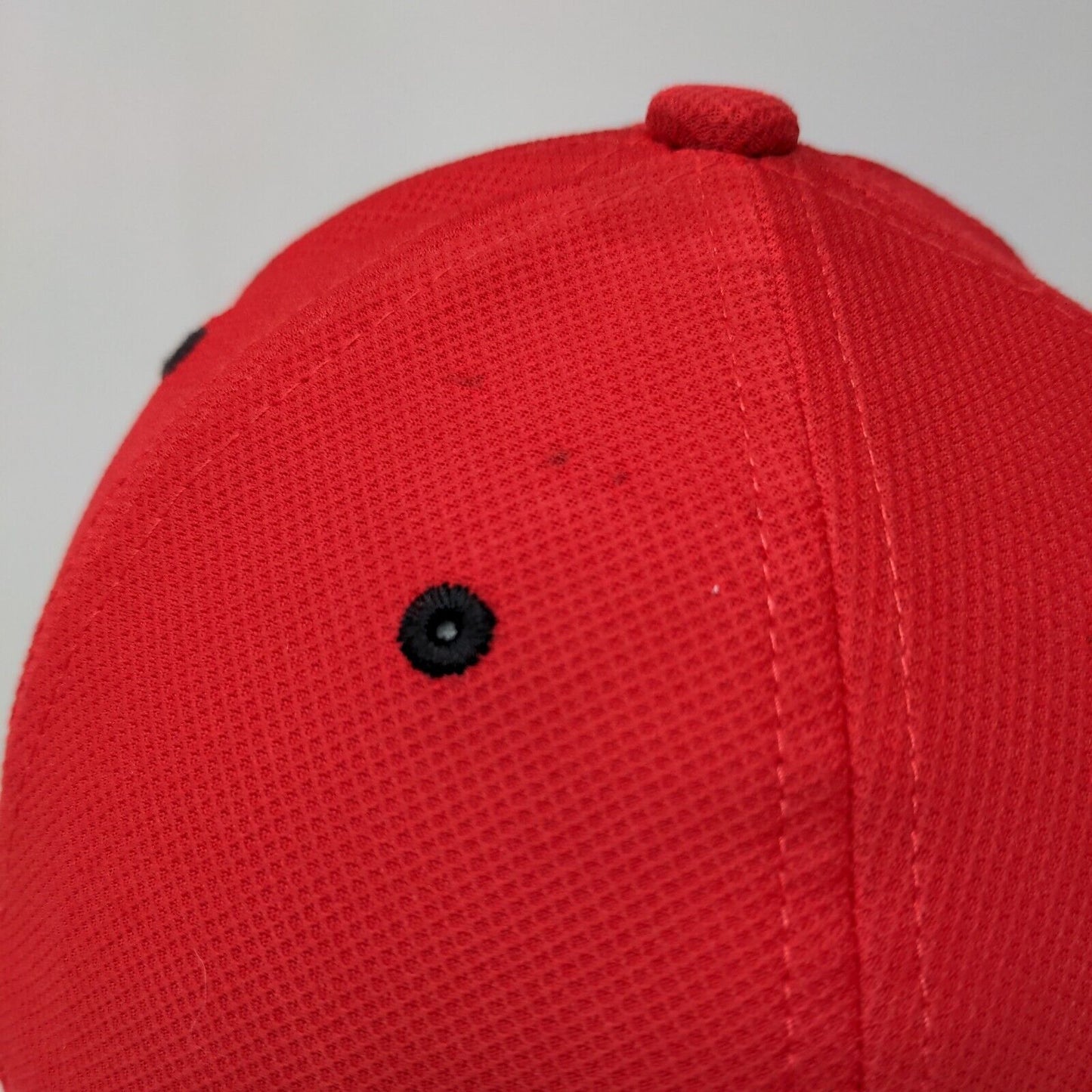 Under Armour Boy's Fitted Hat Red Size M 4-6 Years Embroidered Logo