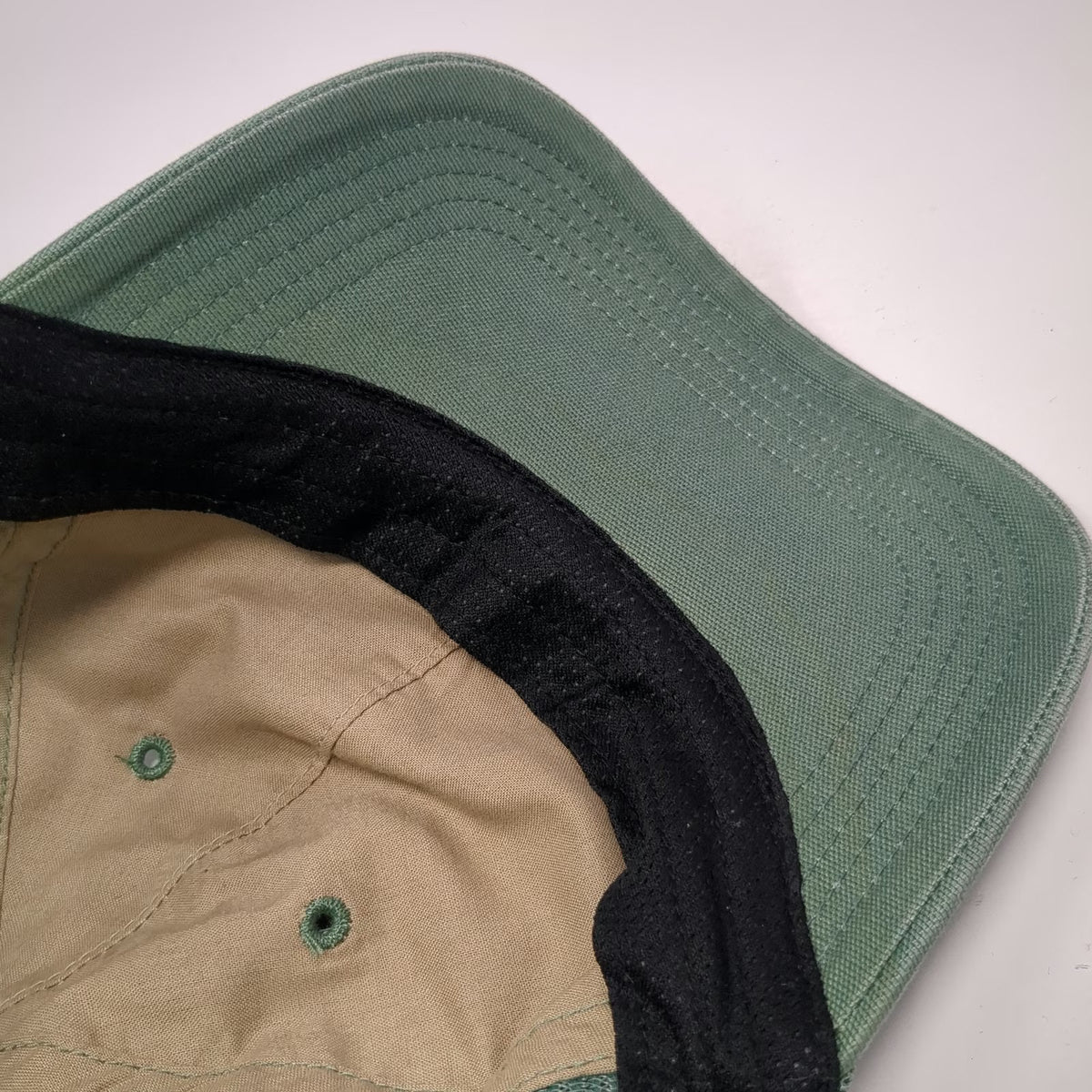 Carhartt Trucker Hat Green One Size Mesh Snapback Logo Patch Workwear Cotton