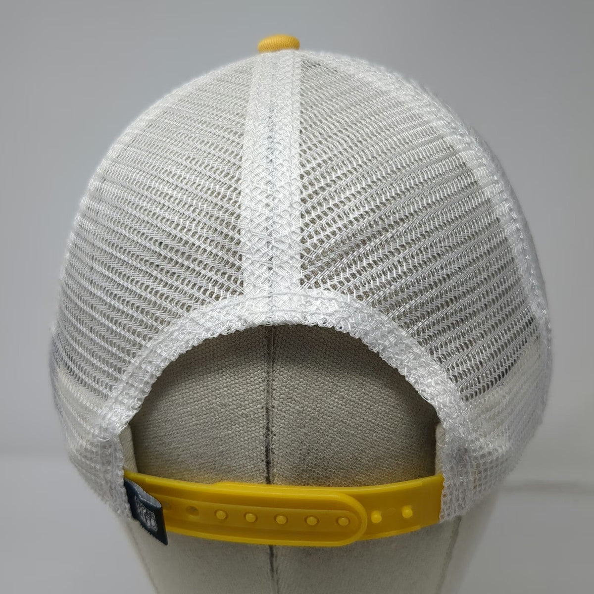 Green Bay Packers NFL Fanatics Trucker Hat White Gray Yellow OSFM Mesh Snapback
