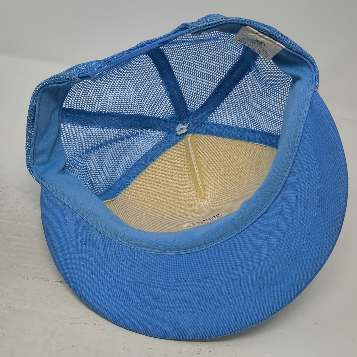 Ad Wear Trucker Hat Blue OS Pom-Pom Daniels Small Engine Repair Nampa ID Vintage