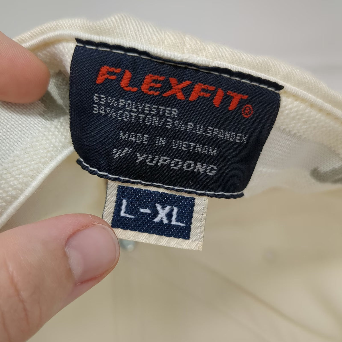 Flexfit Baseball Cap White XL Fitted Coldwater Paint Logo Cattails Hat Graphic