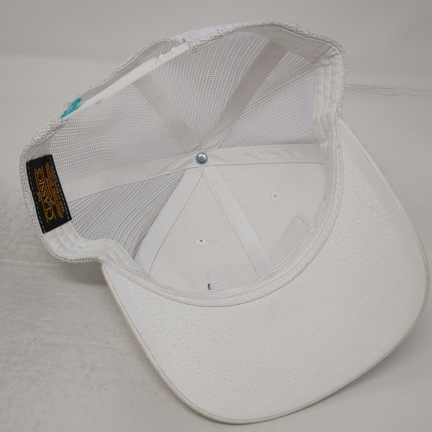 Yupoong Trucker Hat White One Size Rubrik Mountain Landscape Patch Snapback Mesh