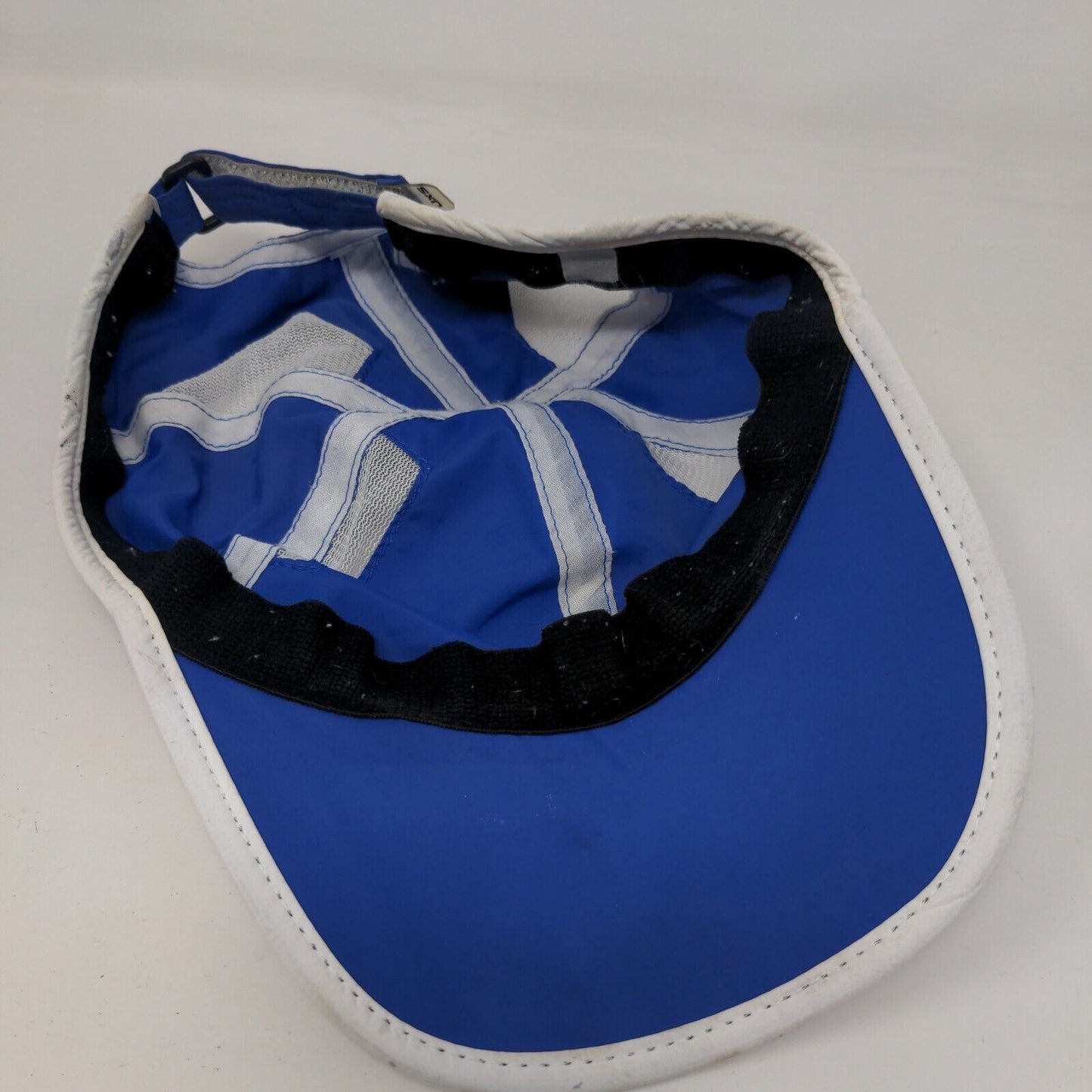 2XU Strapback Hat Blue One Size Adjustable Breathable Mesh Lightweight 6 Panel