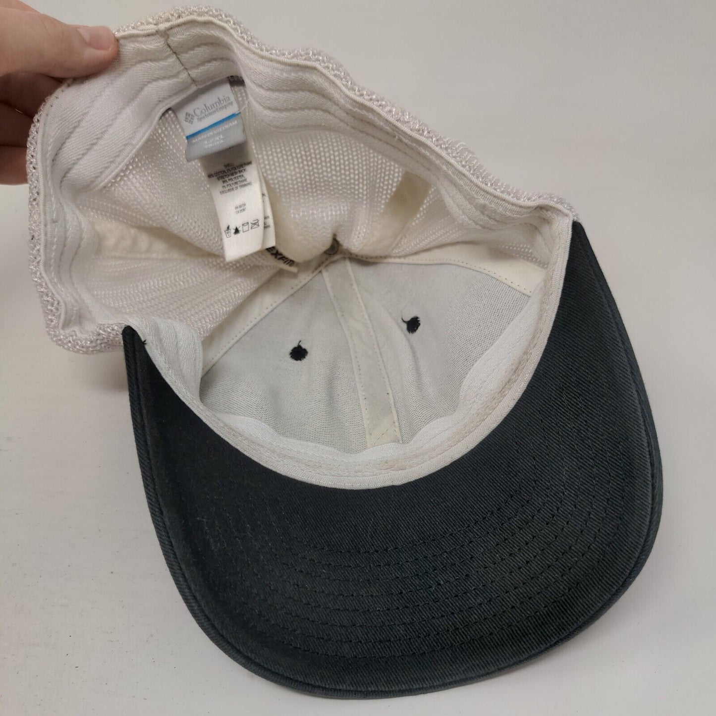 Columbia PFG Fitted Hat Black L/XL Mesh Back Lightweight Breathable 6 Panel