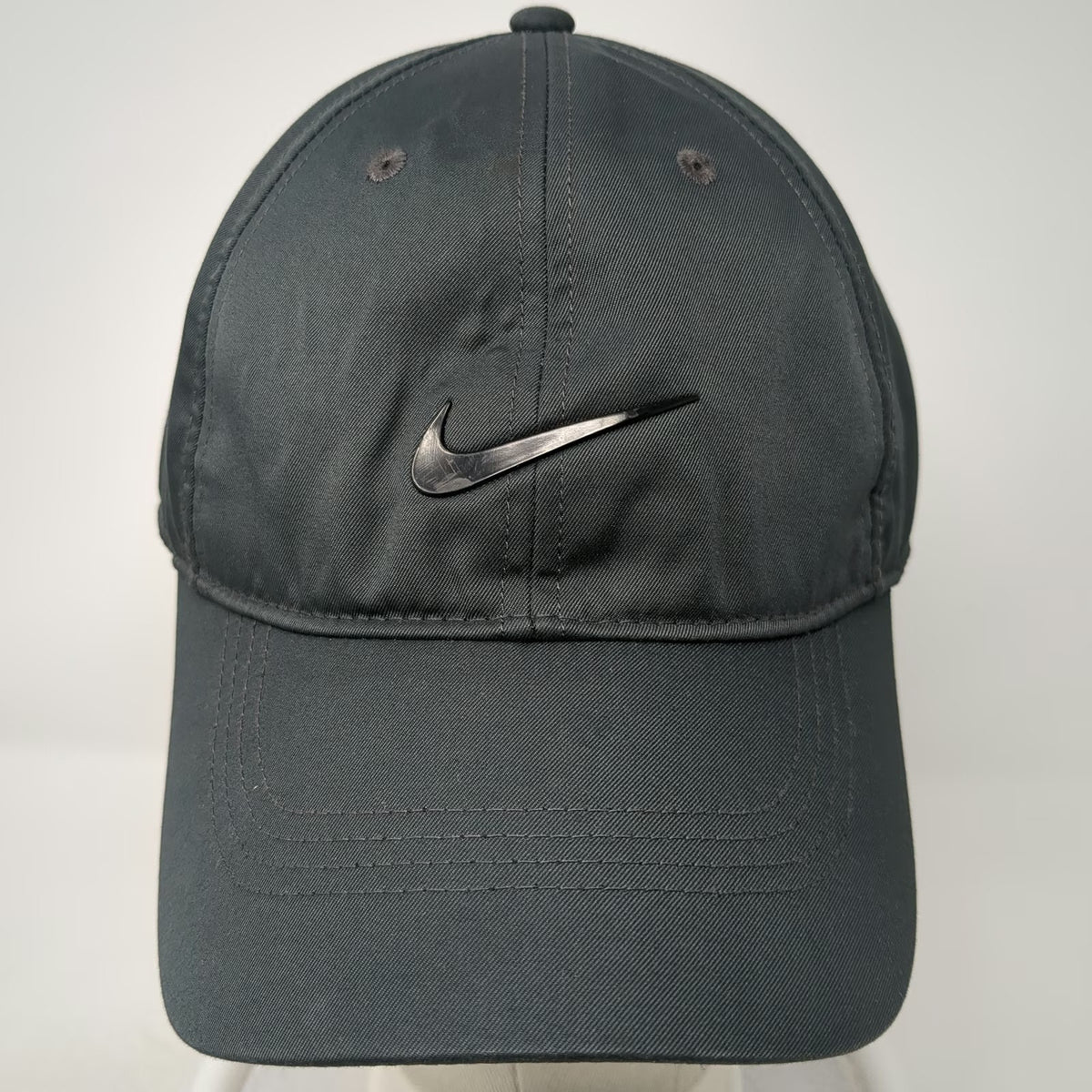 Nike Baseball Cap Gray One Size Strapback Swoosh Golf Polyester Adjustable Hat