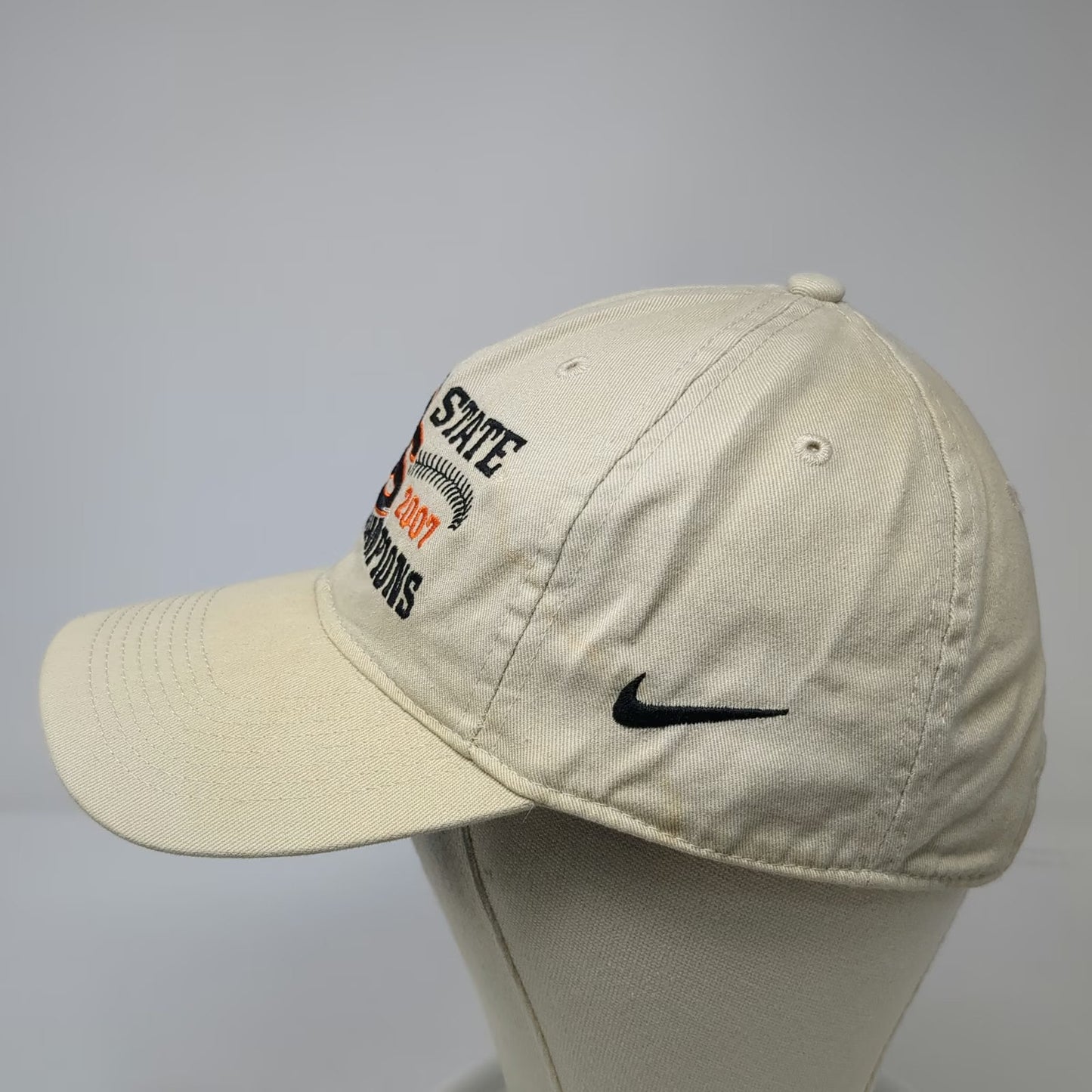 Nike Oregon State NCAA Beige One Size Cap Hat 2006 2007 College World Series