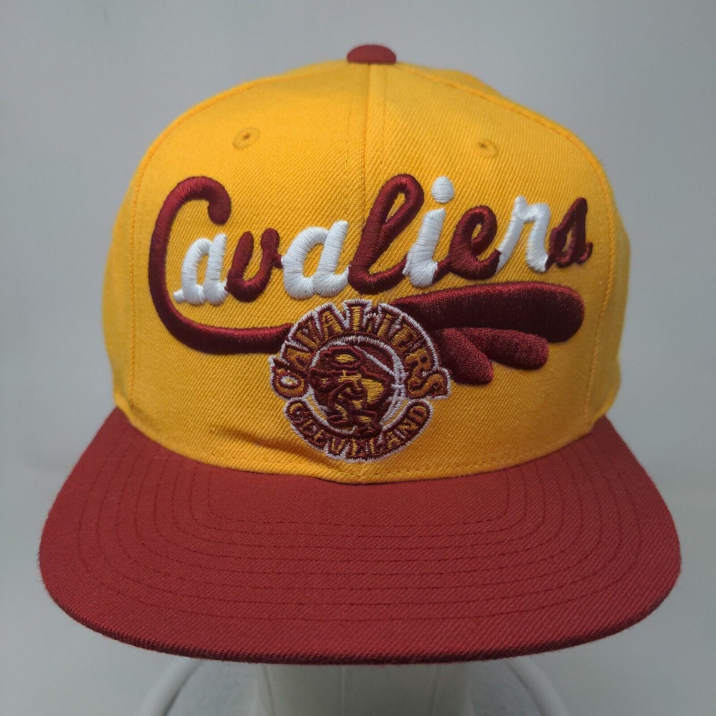 Mitchell & Ness Men's Snapback Hat OSFA Embroidered Cleveland Cavaliers Logo