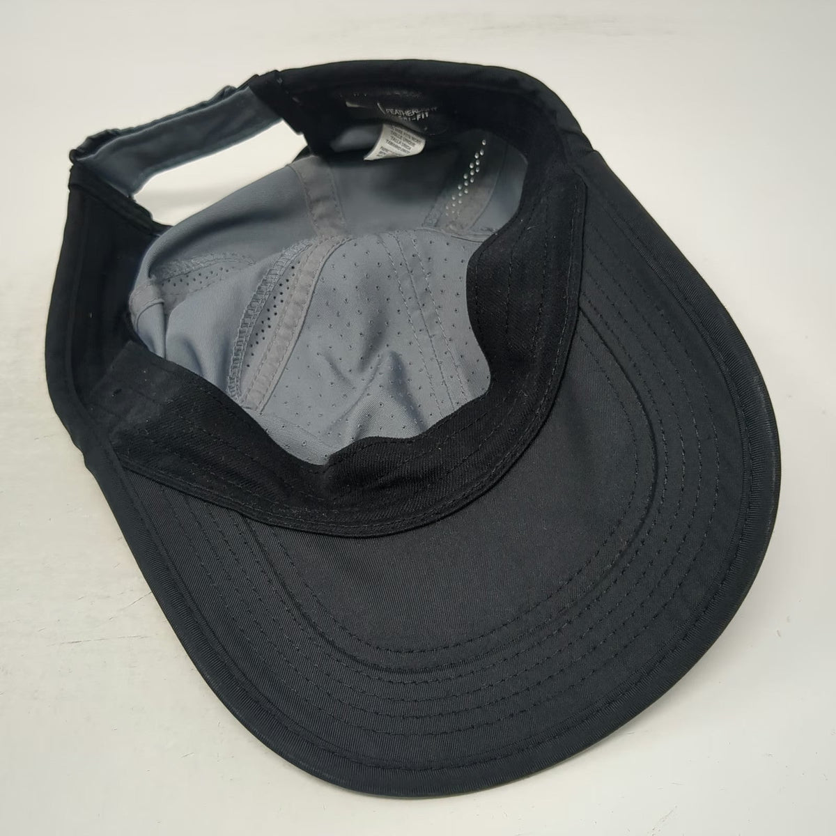 Nike Baseball Cap Gray One Size Dri-Fit Featherlight Strapback Recycled Hat