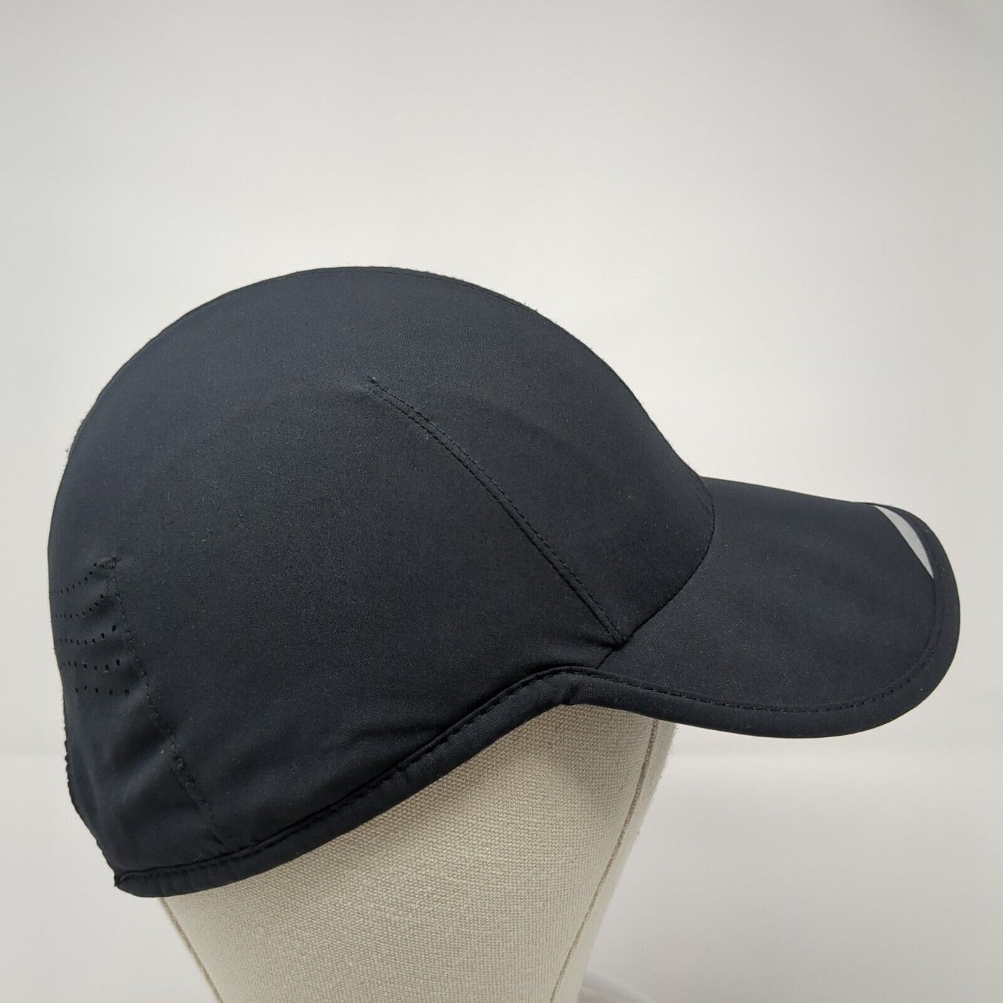 Under Armour Launch Women's Strapback Hat Black One Size Adjustable Polyester