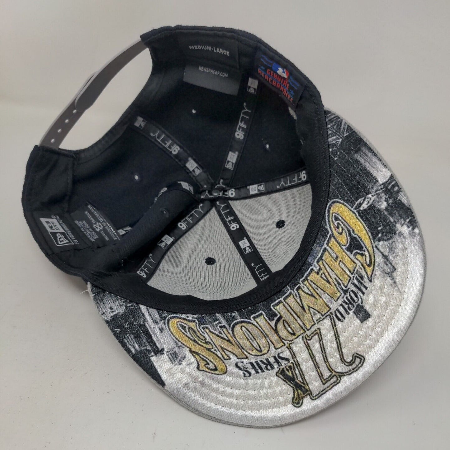 New Era Men's 9Fifty Snapback Hat Blue M-L New York Yankees World Series 27x