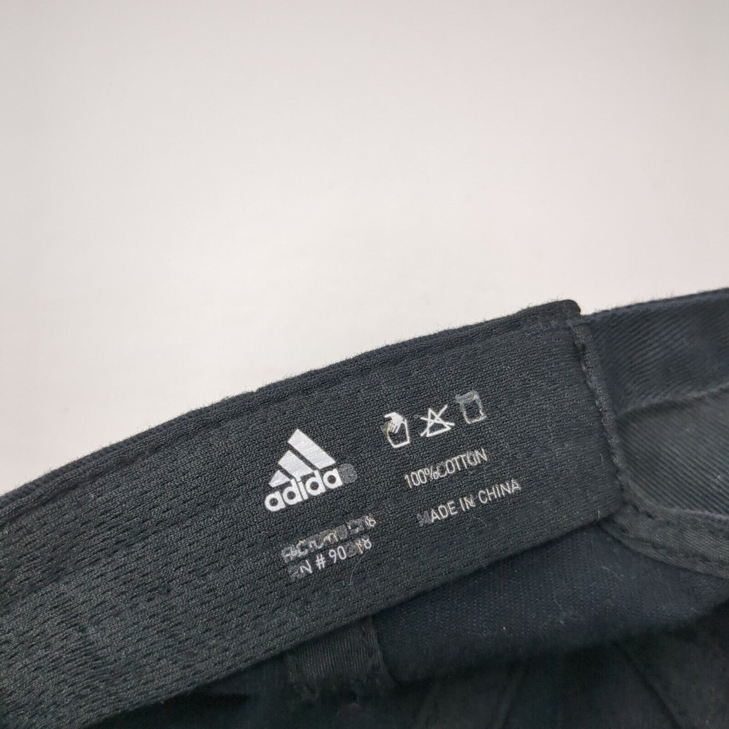 Adidas Slideback Hat Black One Size Adjustable Embroidered 3 Stripes