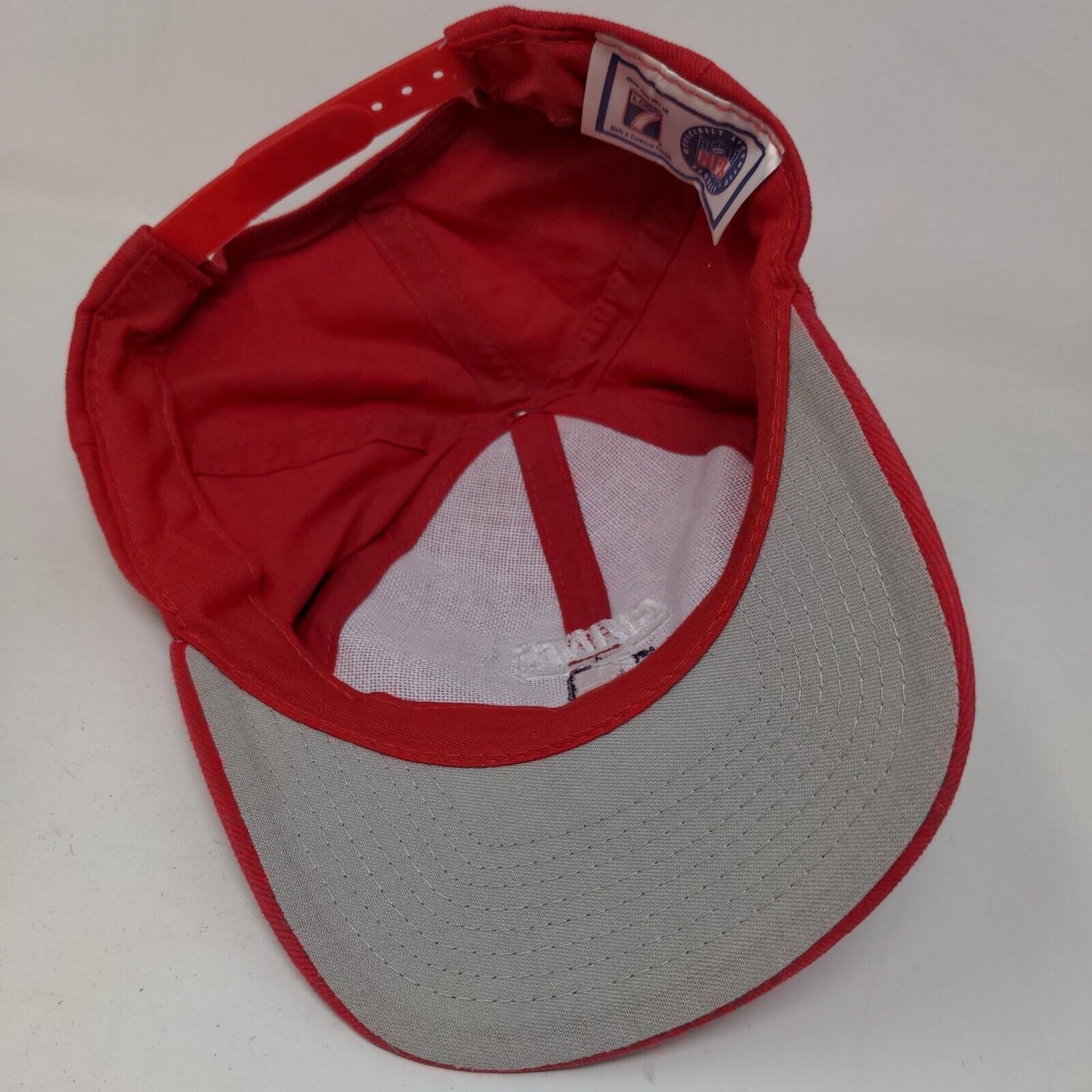 Logo 7 Men's Snapback Hat Red Size OSFA Embroidered NFL New York Giants Logo