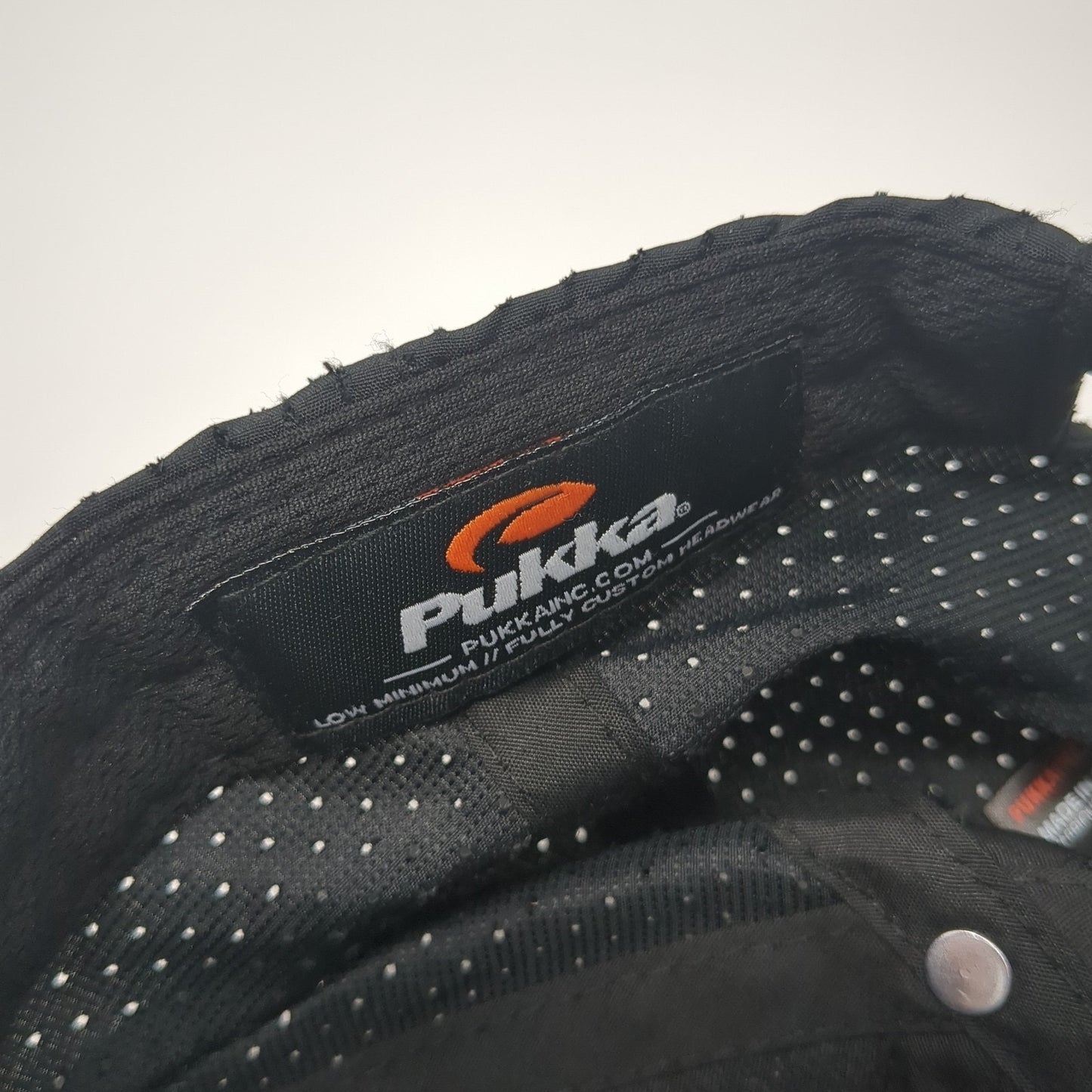 Osprey Meadows Snapback Hat Black One Size Adjustable Laser Cut Pukka
