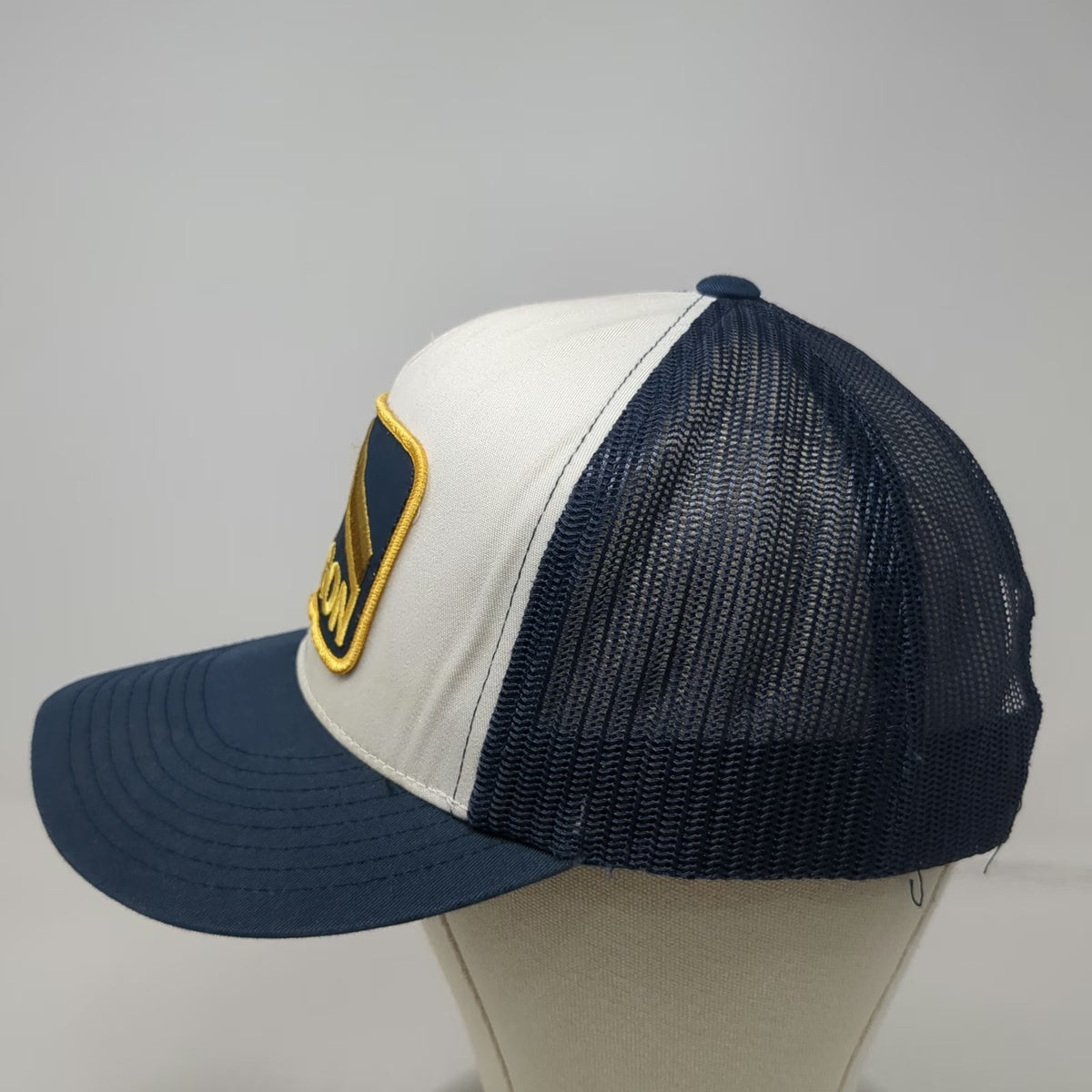 Grafletics Trucker Hat Blue One Size Oregon Mountain Patch Mesh Snapback Cap