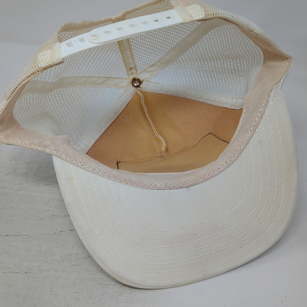 Crown Trucker Hat White OS Exxon LaBarge Project Oil Gas Wellfield Snapback