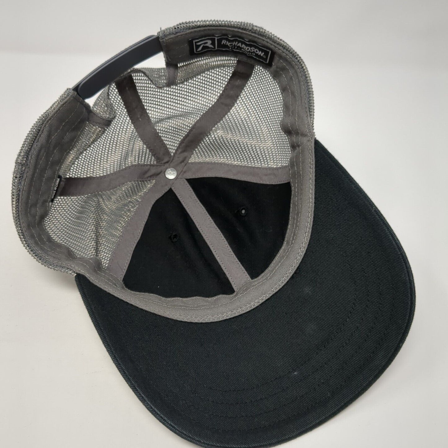 Richardson Snapback Trucker Hat M/L Adjustable Breathable Mesh Back 6 Panel
