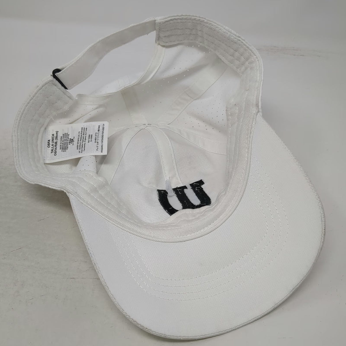 Wilson Baseball Cap White One Size Perforated Panels Embroidered Logo Sport hat