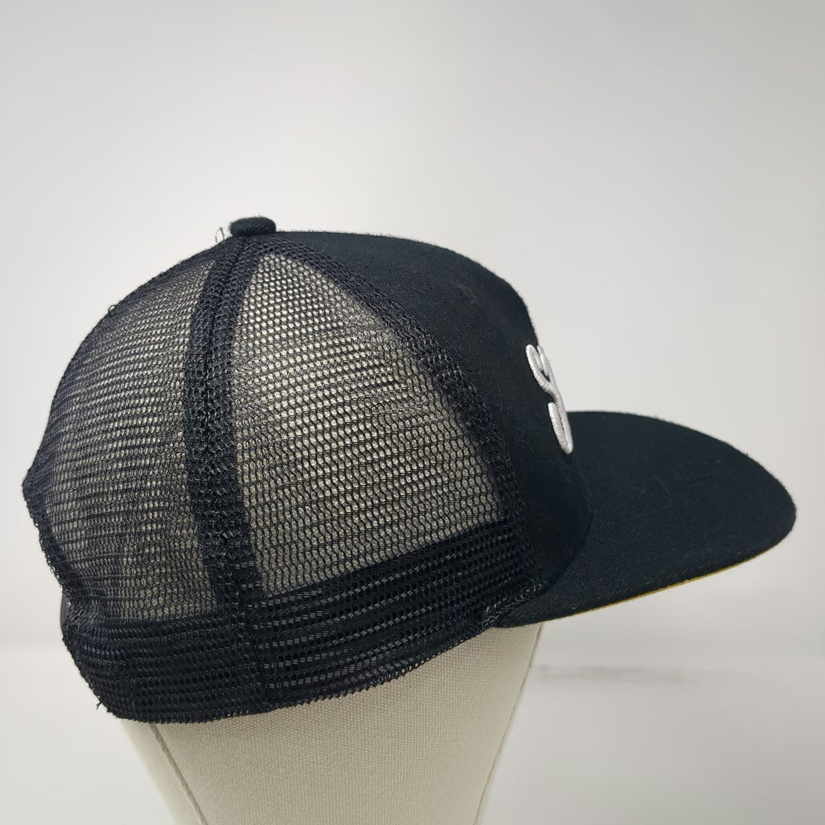 Stellas Ice Cream Trucker Hat Black One Size Snapback Mesh Back Yellow Underbrim
