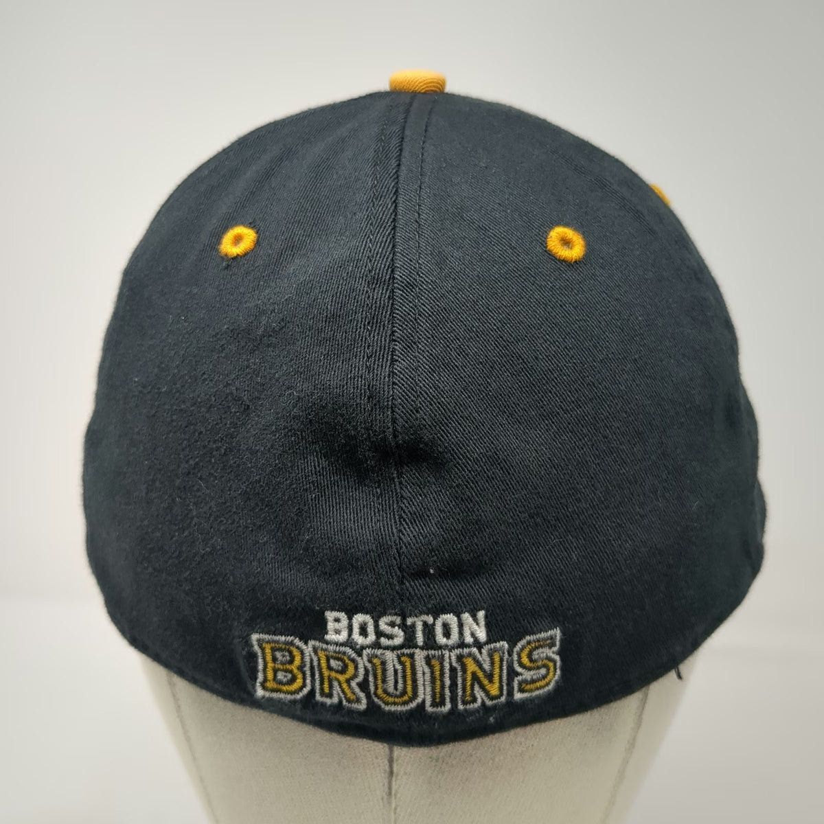 Boston Bruins NHL 47 Cap Black One Size OS Franchise Stretch Fit Hockey Logo Hat