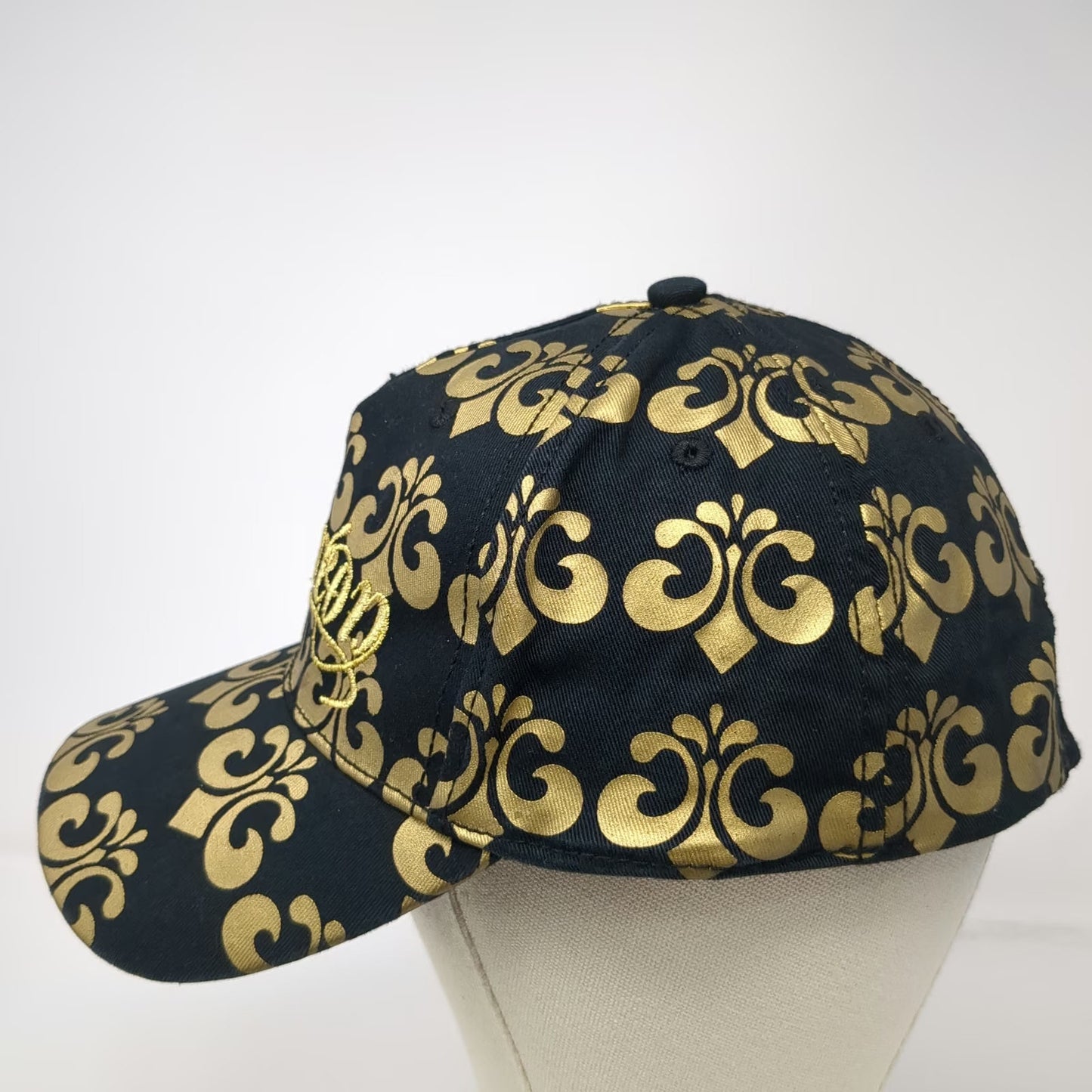 Dereon 5 Panel Black Gold Scroll Pattern Embroidery One Size Hat Streetwear