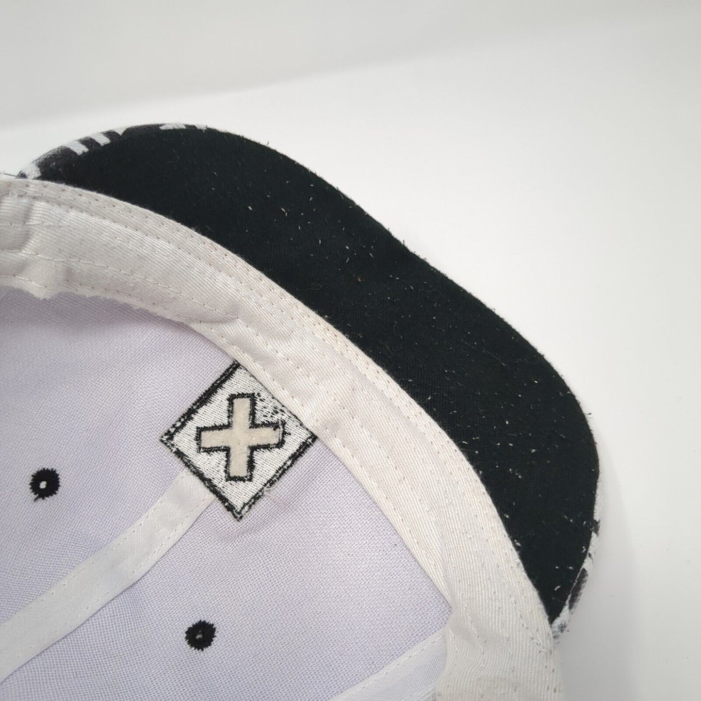 X Snapback Hat White One Size Adjustable Geometric Embroidered 6 Panel