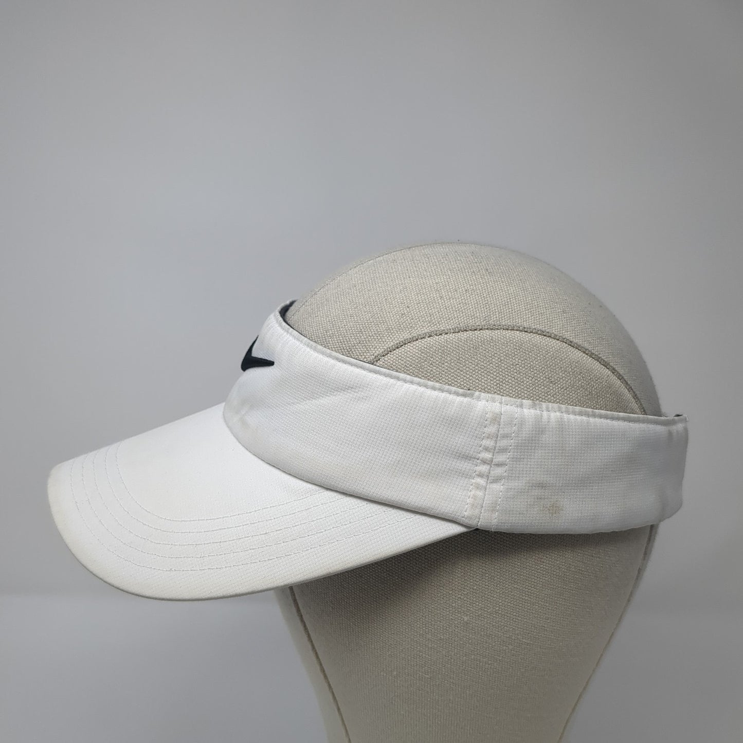 Nike Golf Strapback Sun Visor Hat White OS Adjustable Lightweight Embroidered