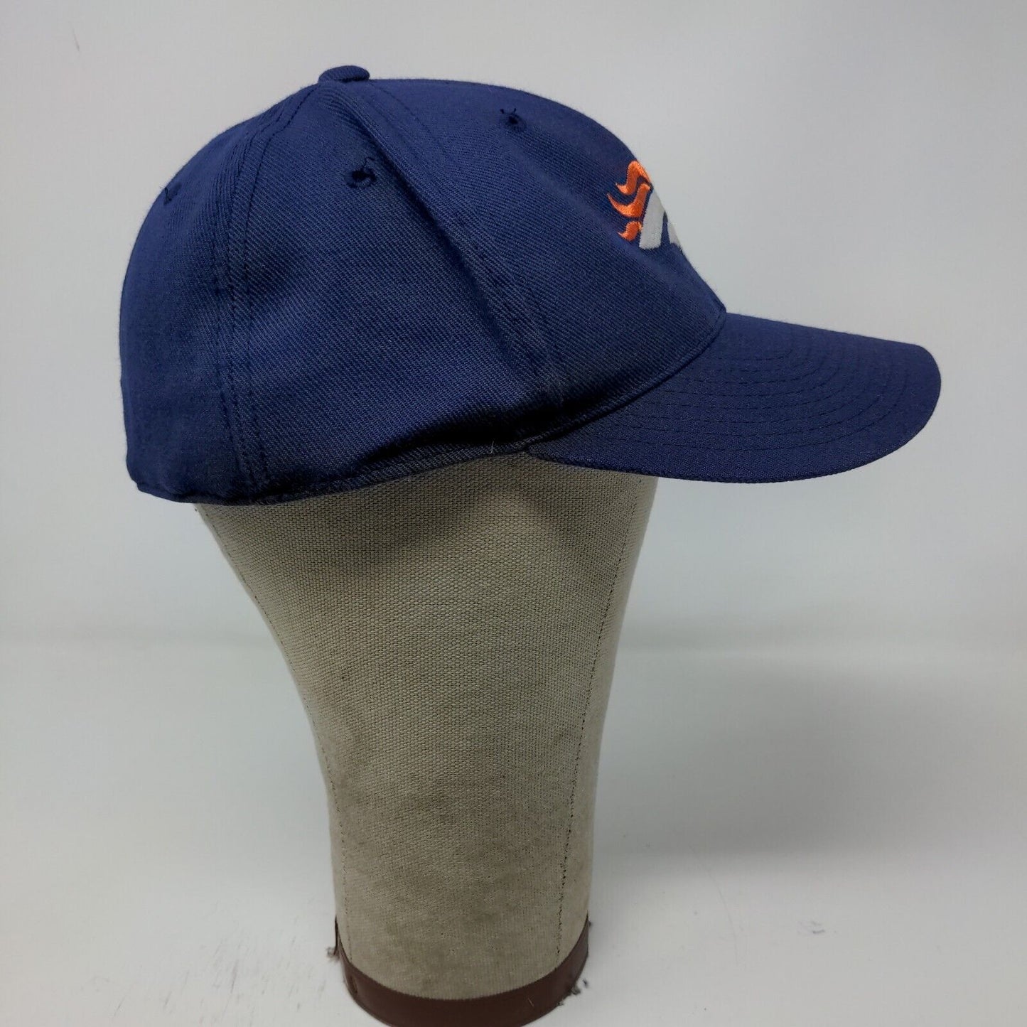 NFL Logo Athletic Mens Denver Broncos Fitted Hat Blue Size 7 1/4 Embroidered