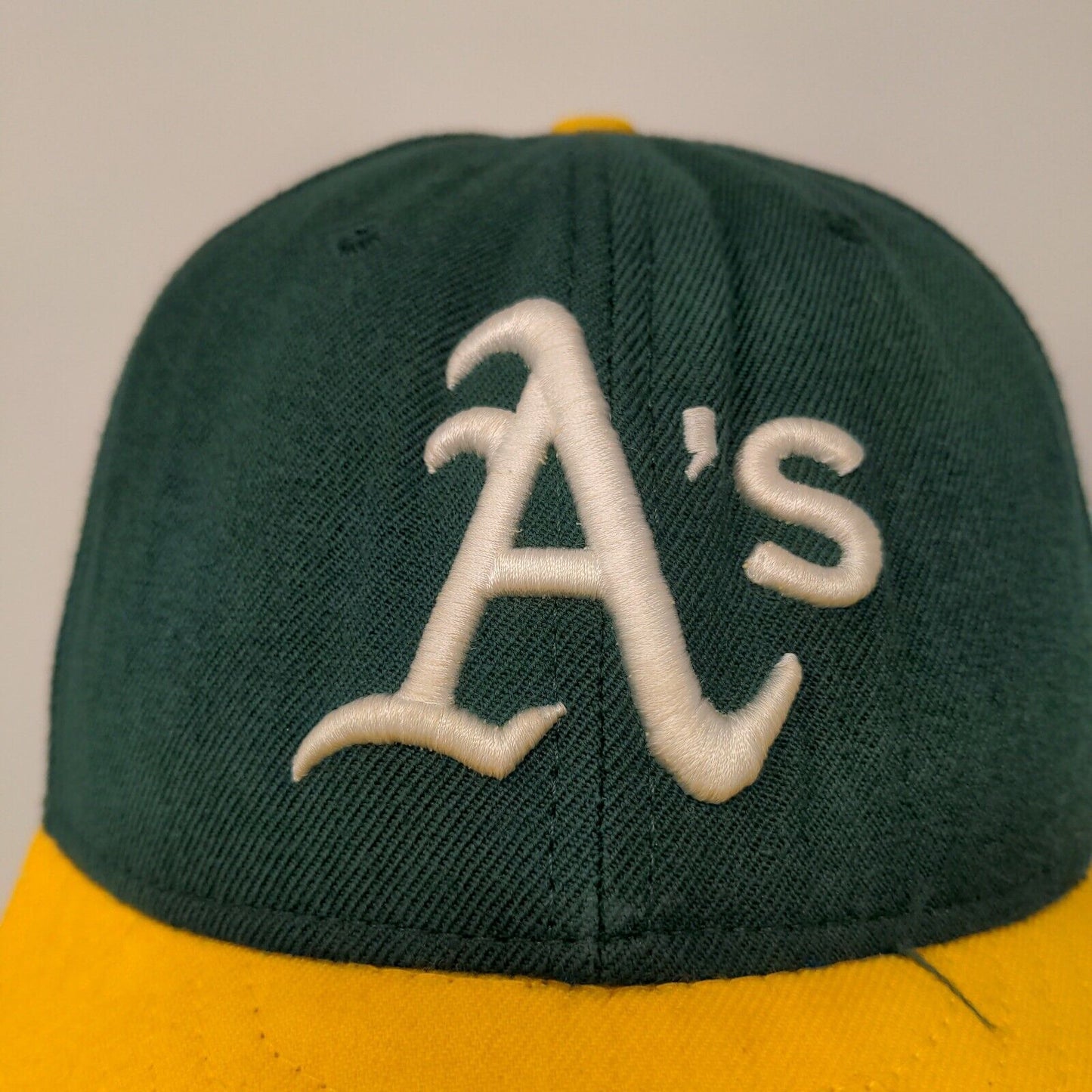 Oakland Athletics Hat Green and Yellow New Era Brand Fitted 6 7/8