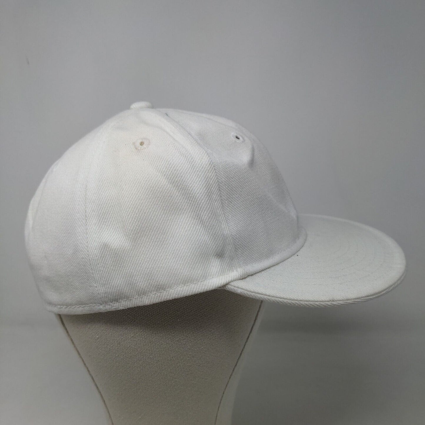 KB Ethos Men's Fitted Hat White Size L 7 3/8 Blank W/Sticker