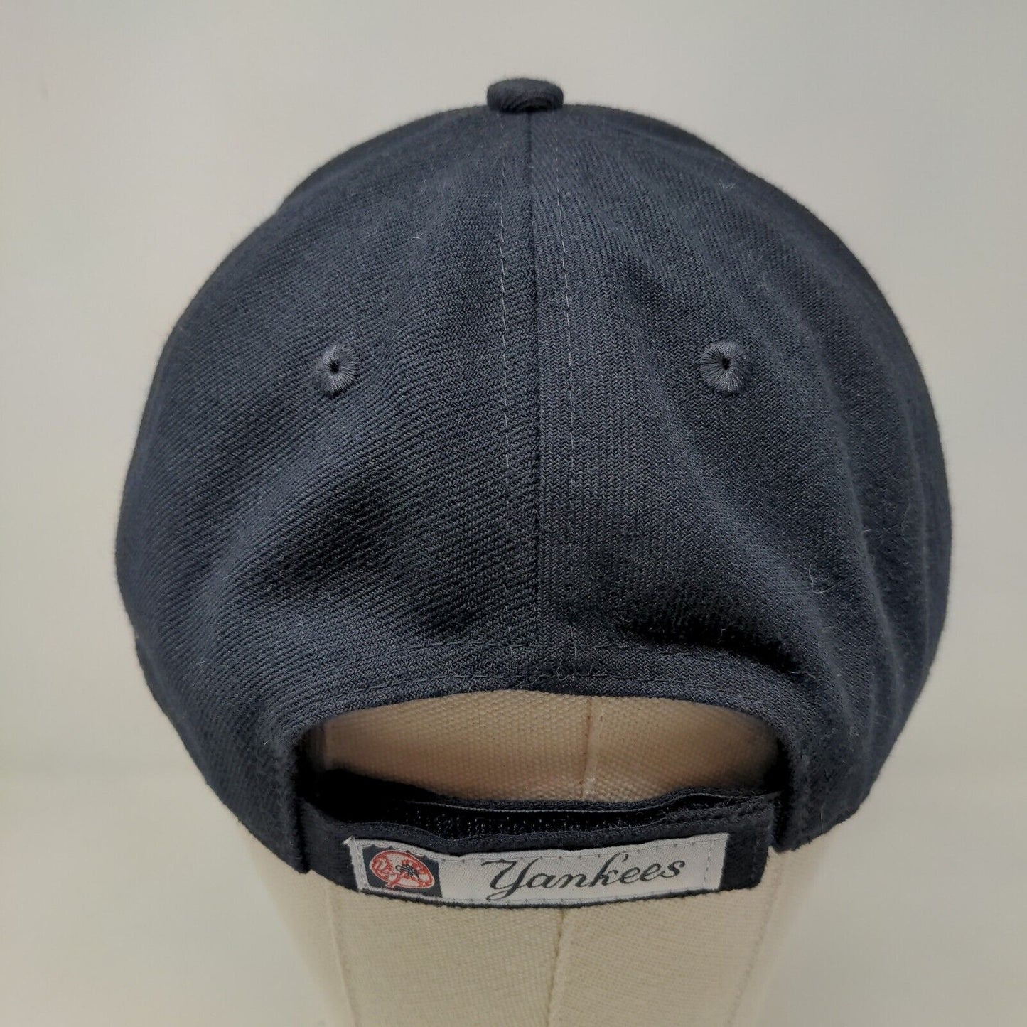 New Era 9Forty Men's Strapback Hat MLB New York Yankees Blue