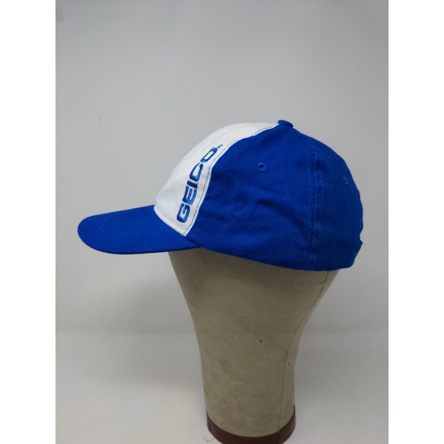 Geico Strapback Adjustable Hat OSFA Blue & White Embroidered Logo & Gecko