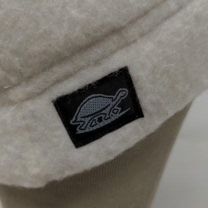 Unbranded Men's Knit Beanie Hat White Acrylic Vintage Made USA Turtle Logo