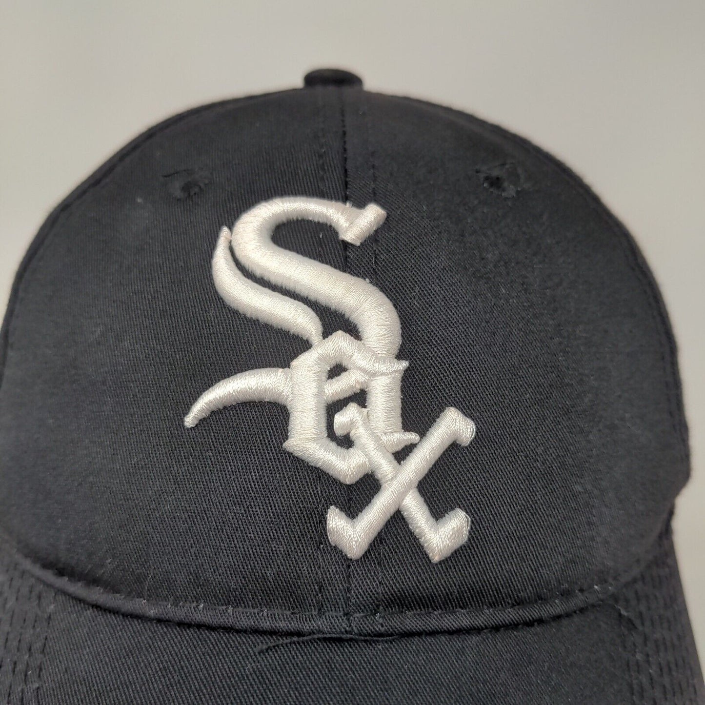 OC Sports Boys Chicago White Sox Strapback Hat Black Size Youth Embroidered Logo