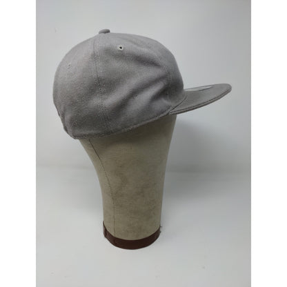 MLB Chicago White Sox Fitted Hat Size 7 3/8 Gray Big Bear Cap Embroidered Logo