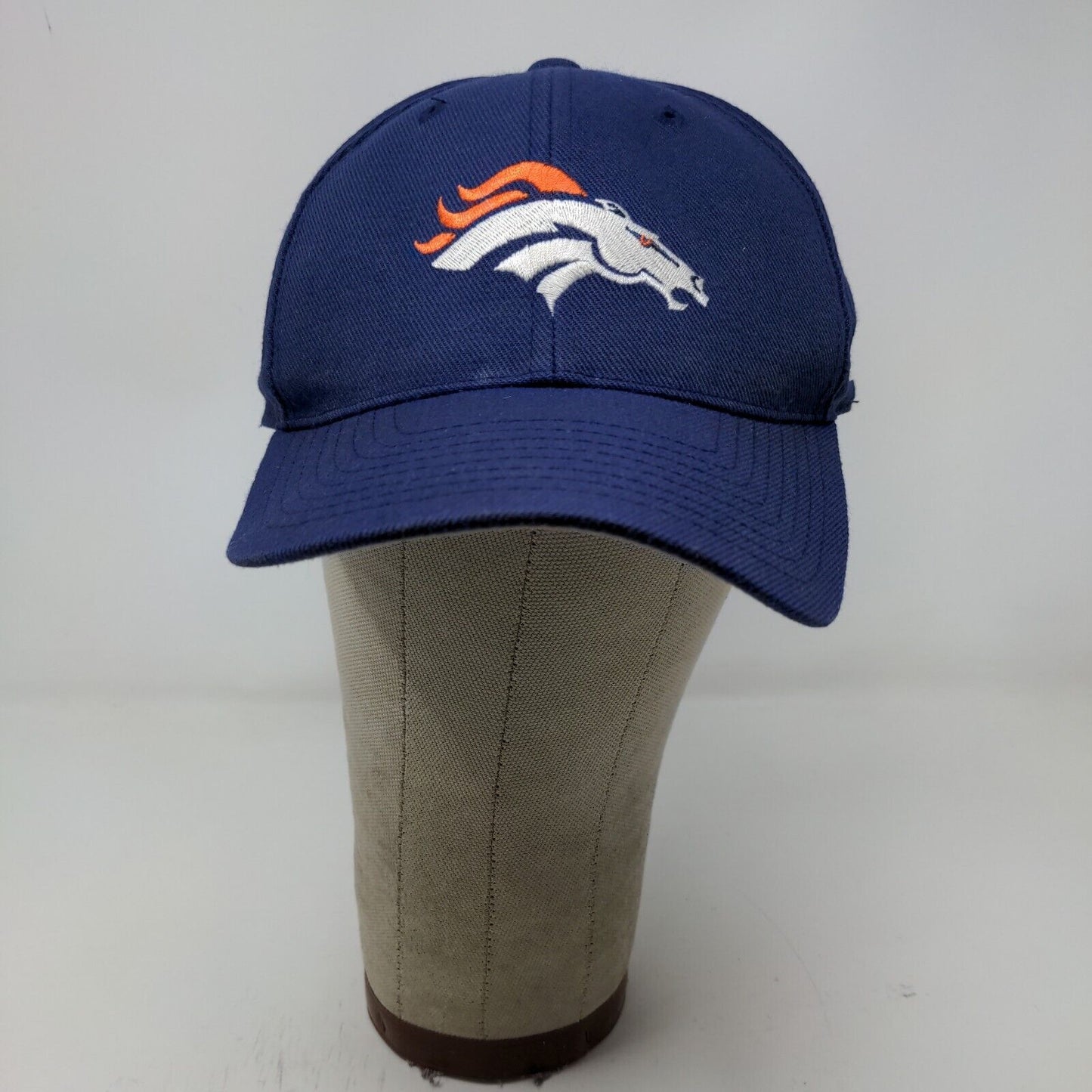 NFL Logo Athletic Mens Denver Broncos Fitted Hat Blue Size 7 1/4 Embroidered